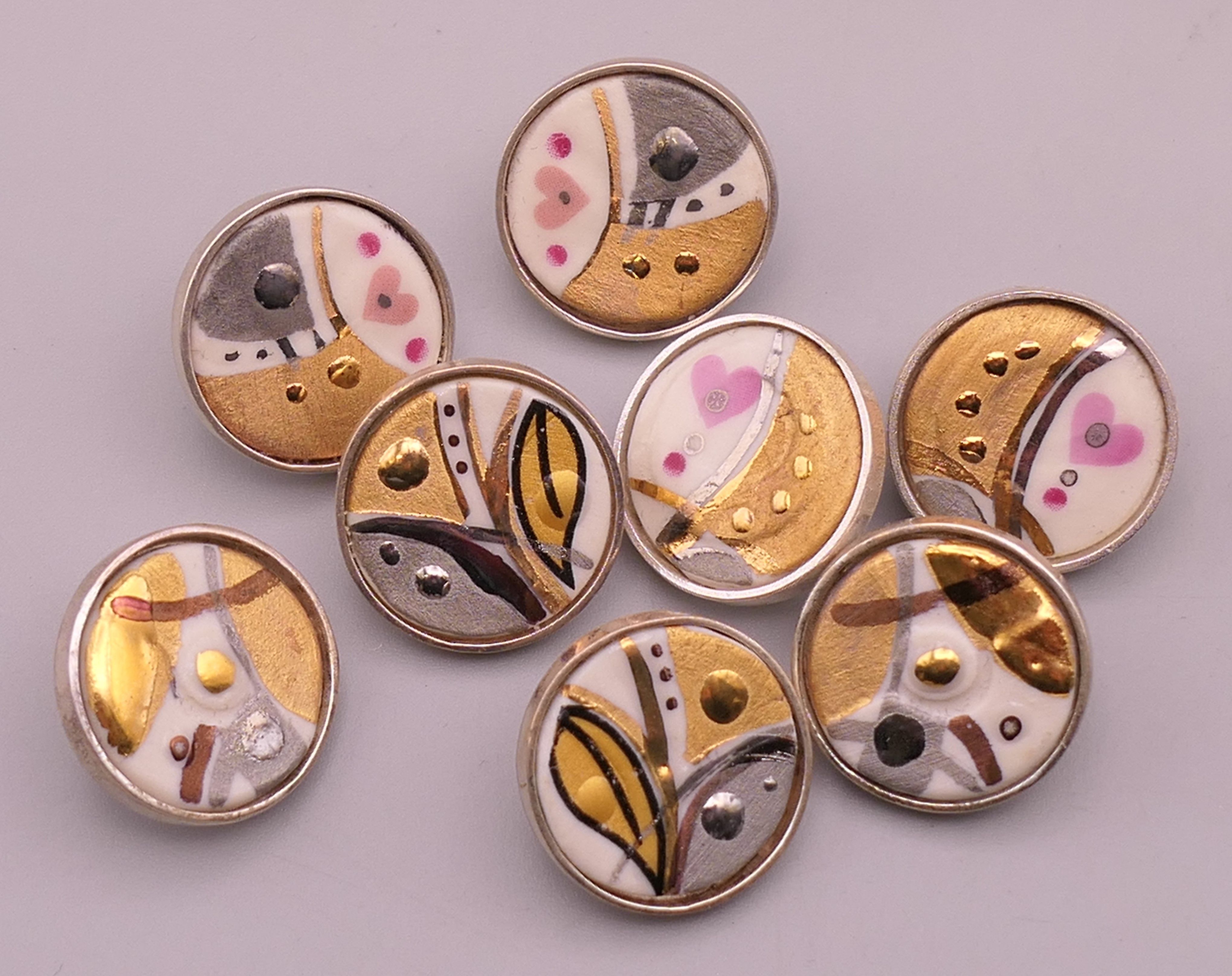 A quantity of Kerry Richardson Keramika designer jewellery. - Image 6 of 18