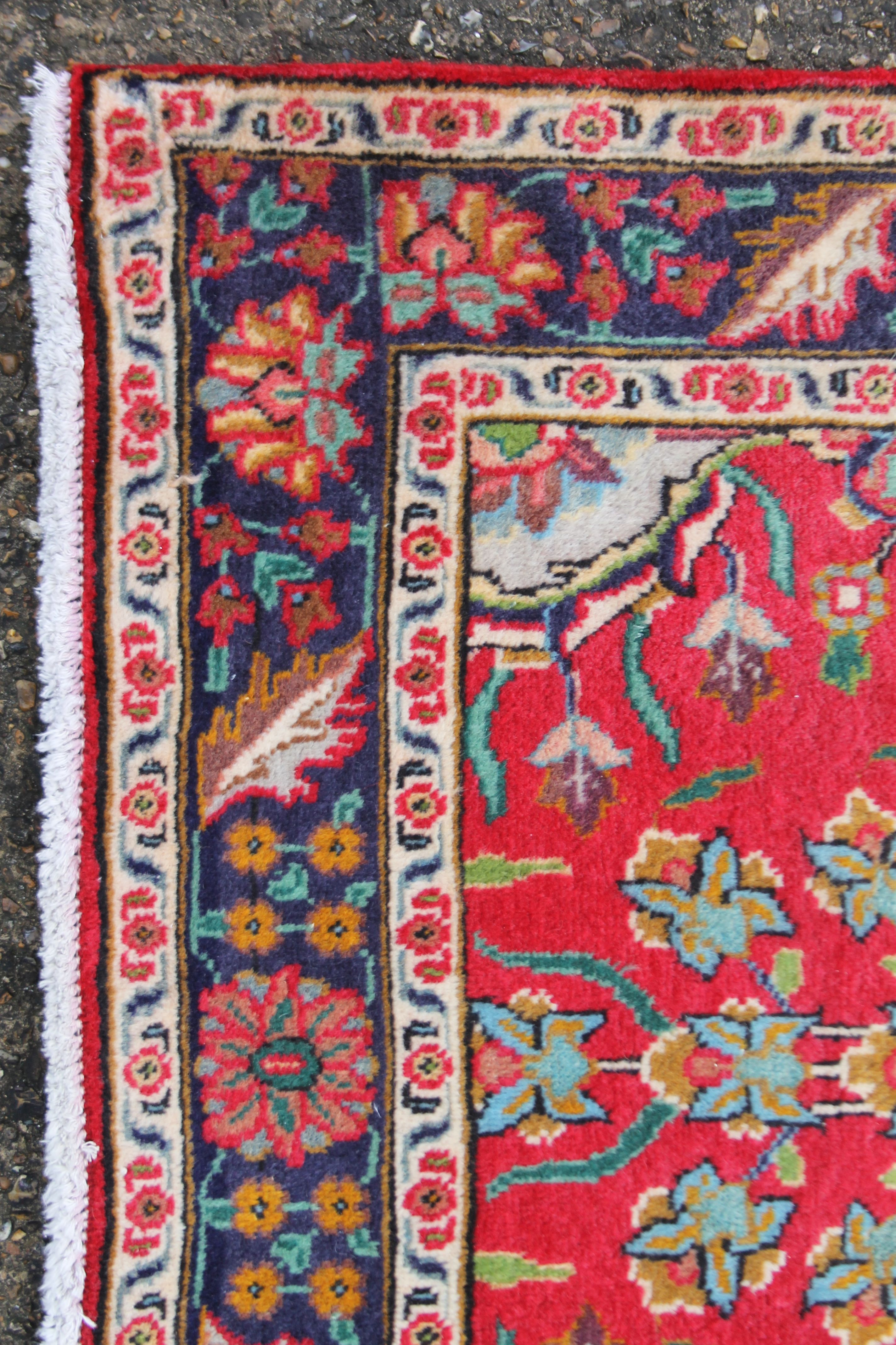 A Hamadan runner. 300 x 97 cm. - Image 2 of 3