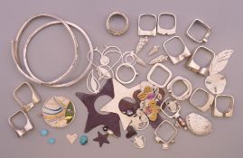 A quantity of Kerry Richardson designer jewellery.
