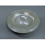 A silver bowl. 19.5 cm diameter. 11.2 troy ounces.