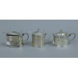 Three Georgian silver mustard pots. 268.2 grammes.