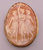 A 9 ct gold framed cameo brooch. 5 cm high.