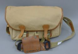 A Billingham bag. 40 cm wide.