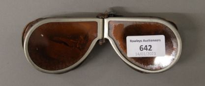 A pair of WWI goggles.