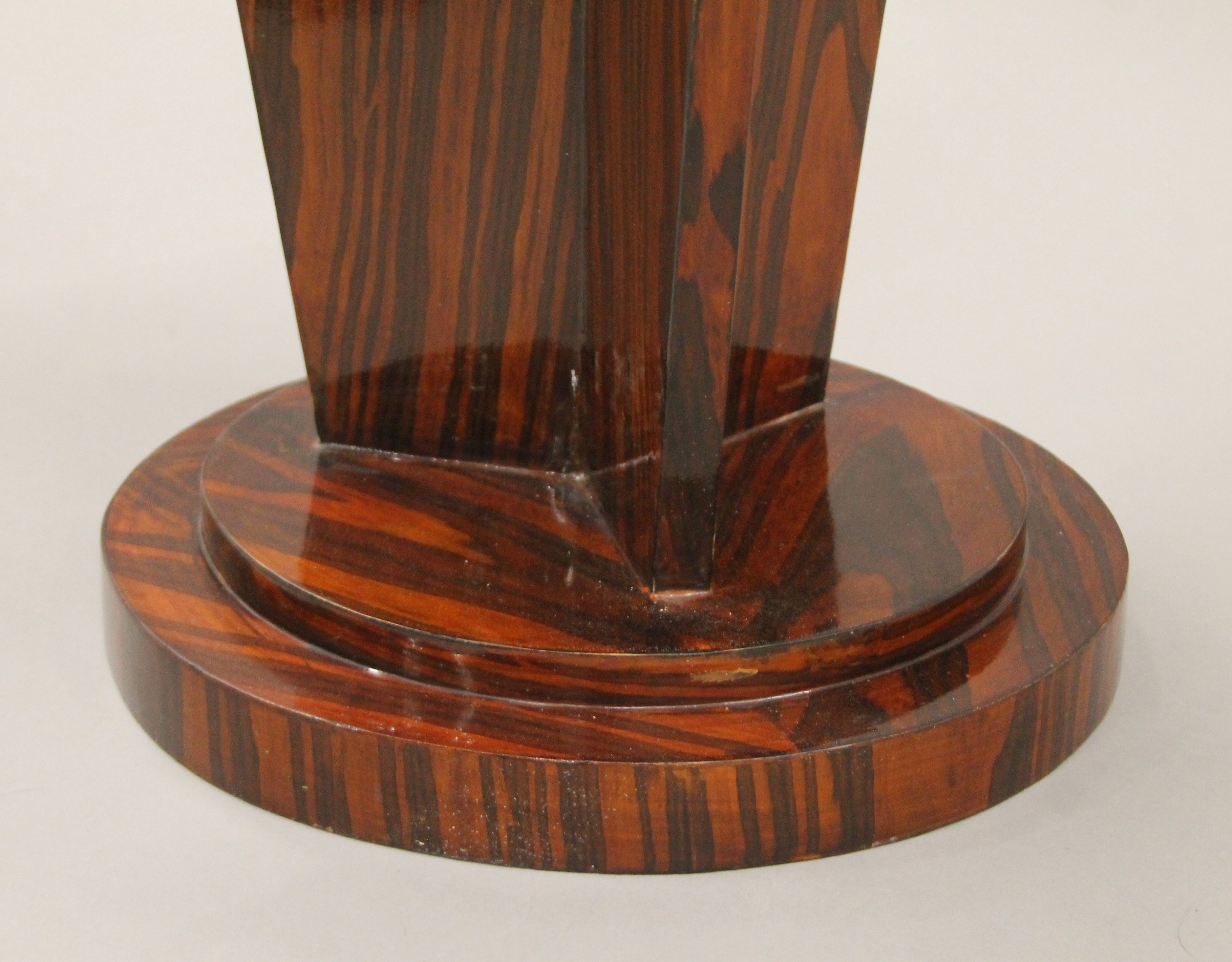 An Art Deco style table. 65 cm high. - Image 4 of 4