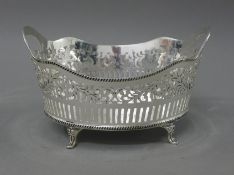 A silver plated basket. 23.5 cm wide.