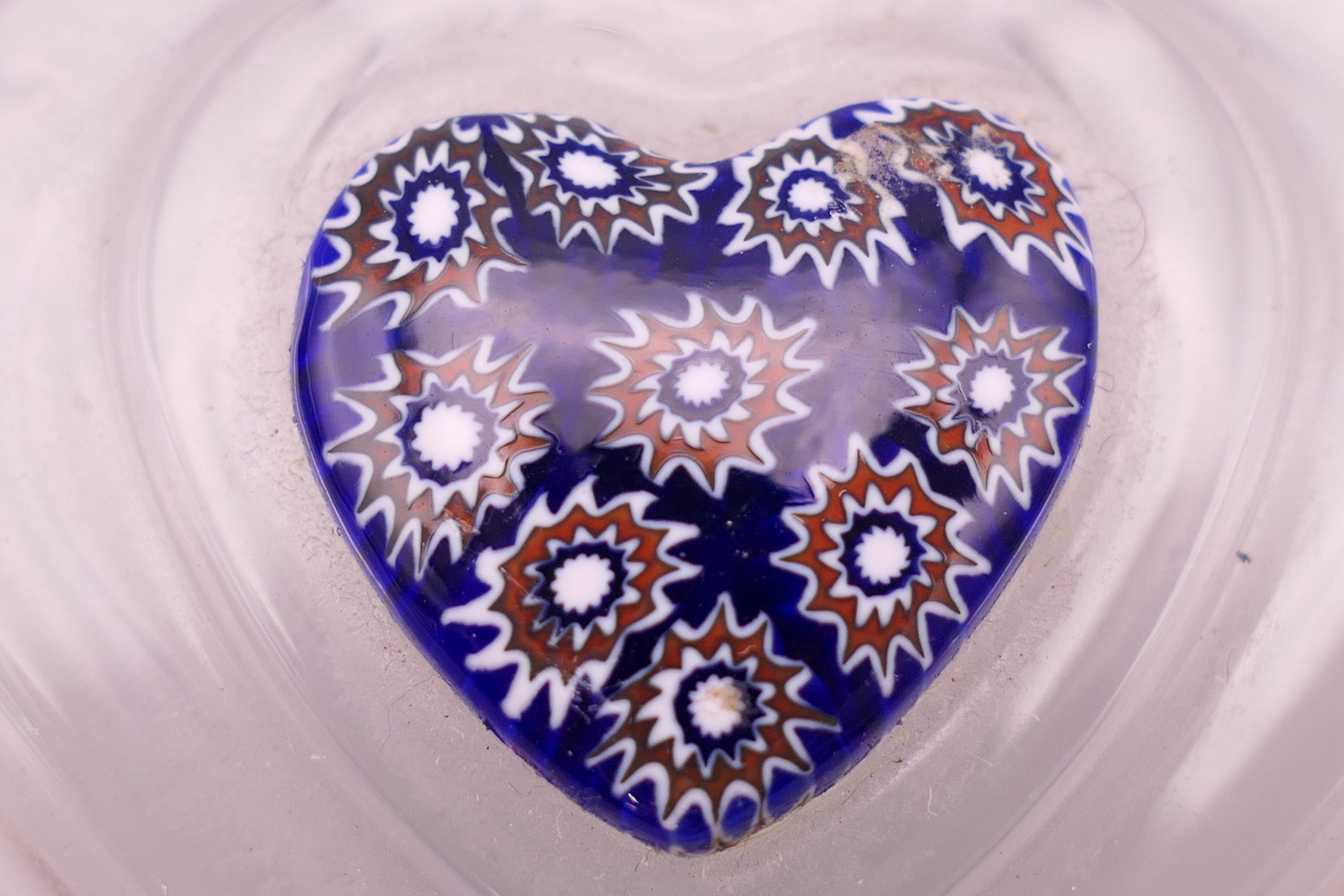 Two Limoges porcelain boxes and a heart shaped Murano glass trinket box. Bee motif box 5. - Image 13 of 13