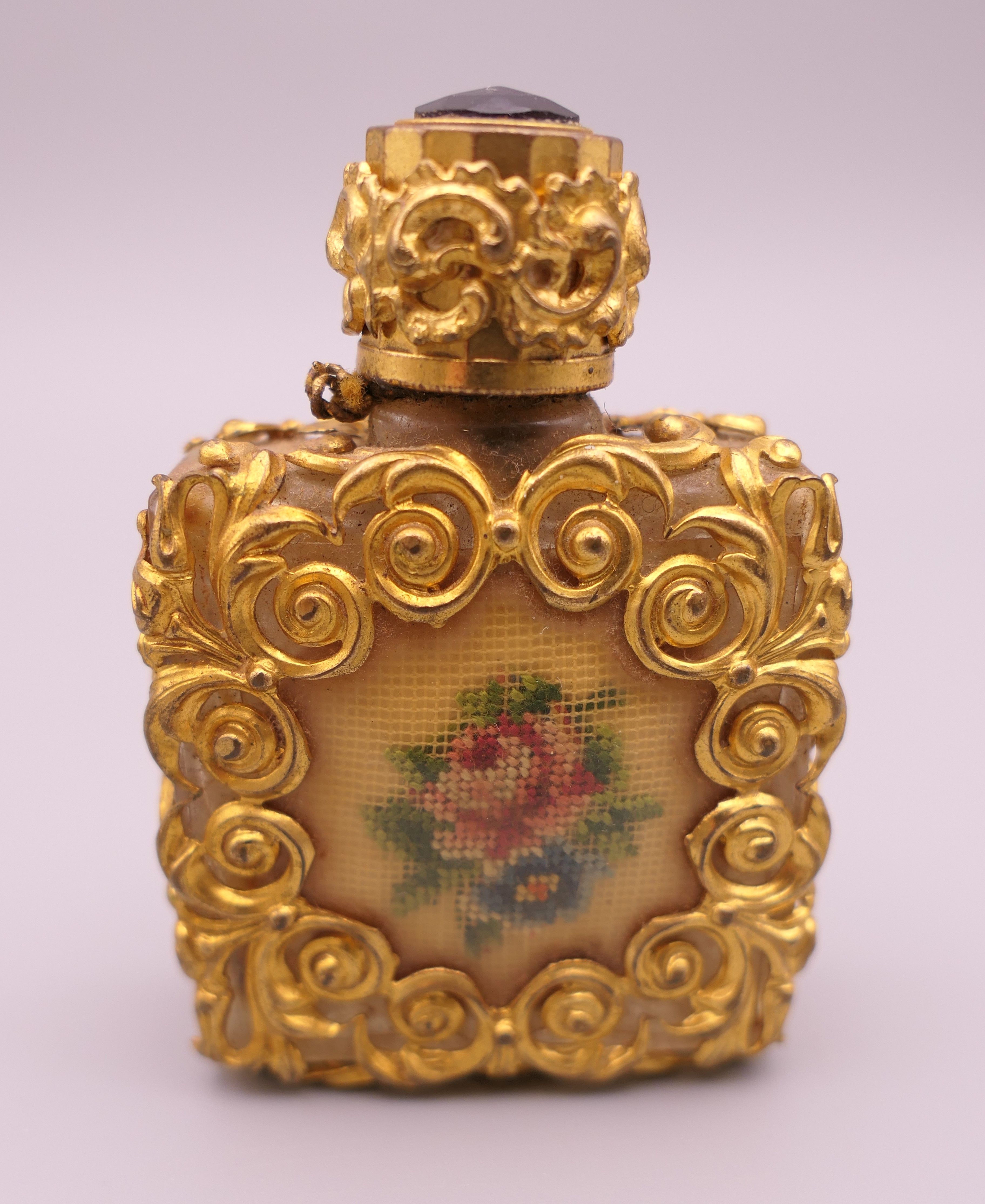 Four vintage perfume/scent bottles. Largest 8 cm high. - Image 7 of 8