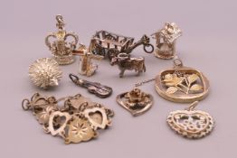 A quantity of silver jewellery. 45 grammes total weight.