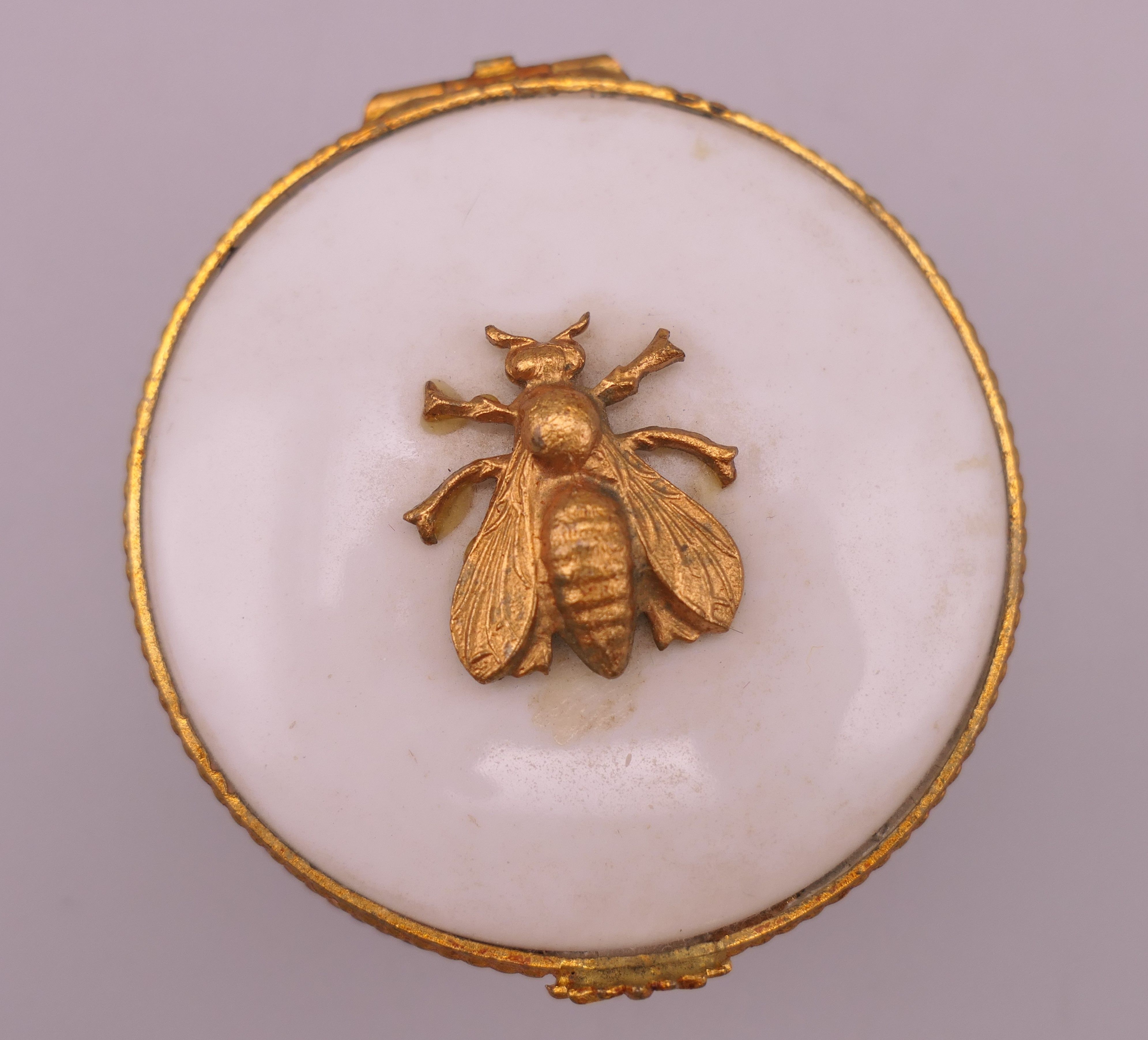 Two Limoges porcelain boxes and a heart shaped Murano glass trinket box. Bee motif box 5. - Image 8 of 13