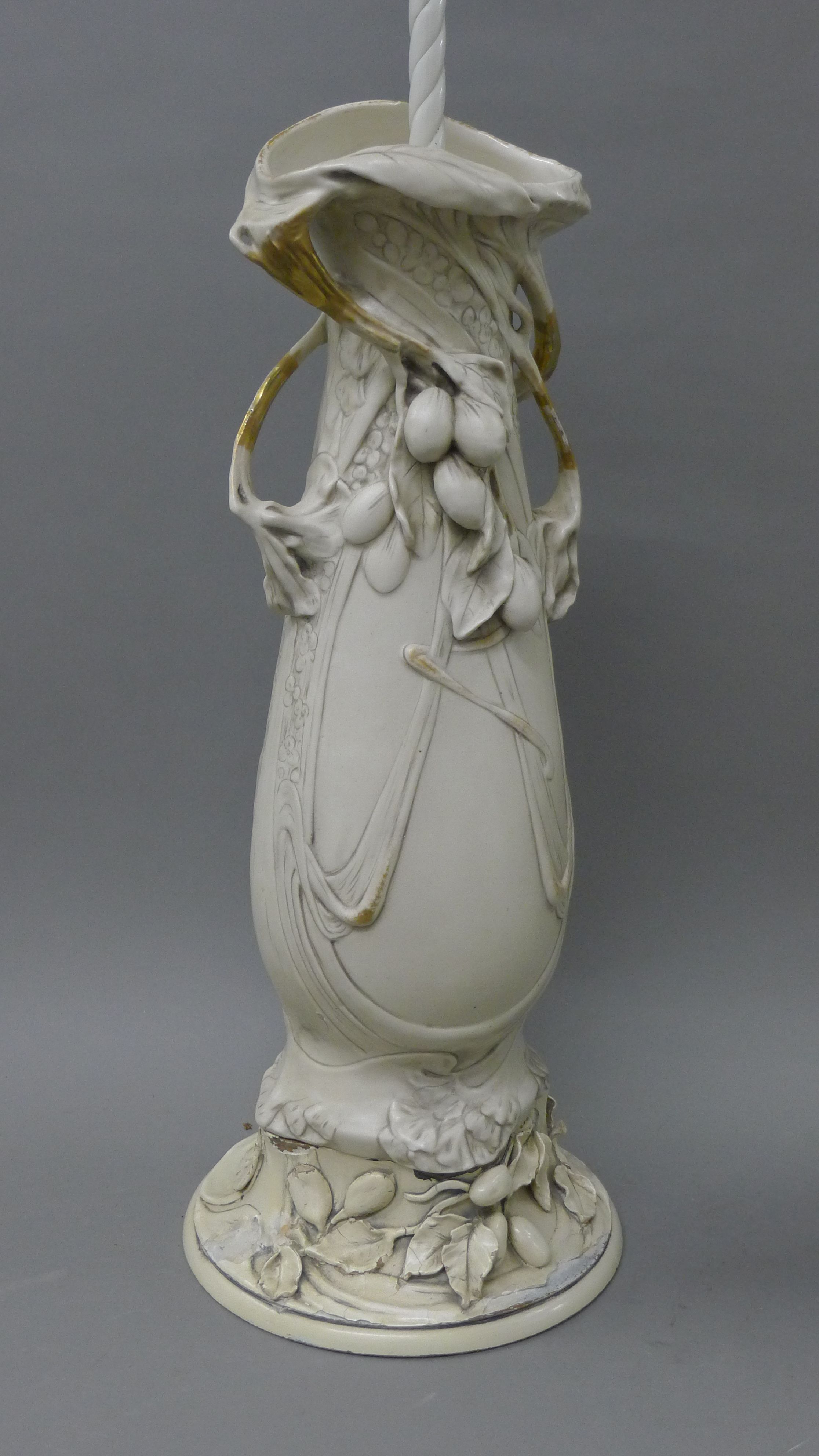 A pair of porcelain, possibly Royal Dux lamps. 89 cm high. - Image 2 of 3