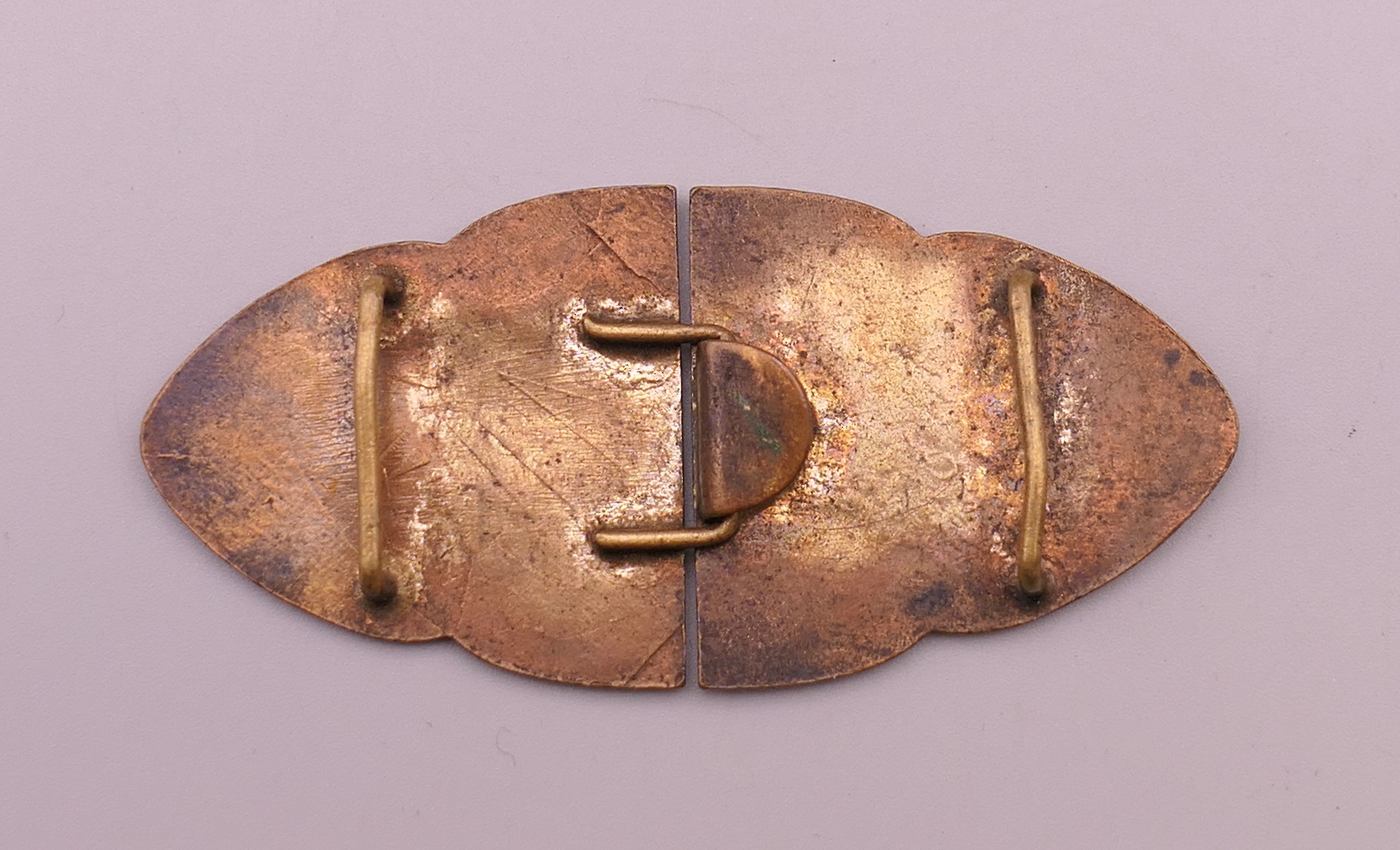 Four various buckles. Largest 7 cm long. - Image 5 of 6