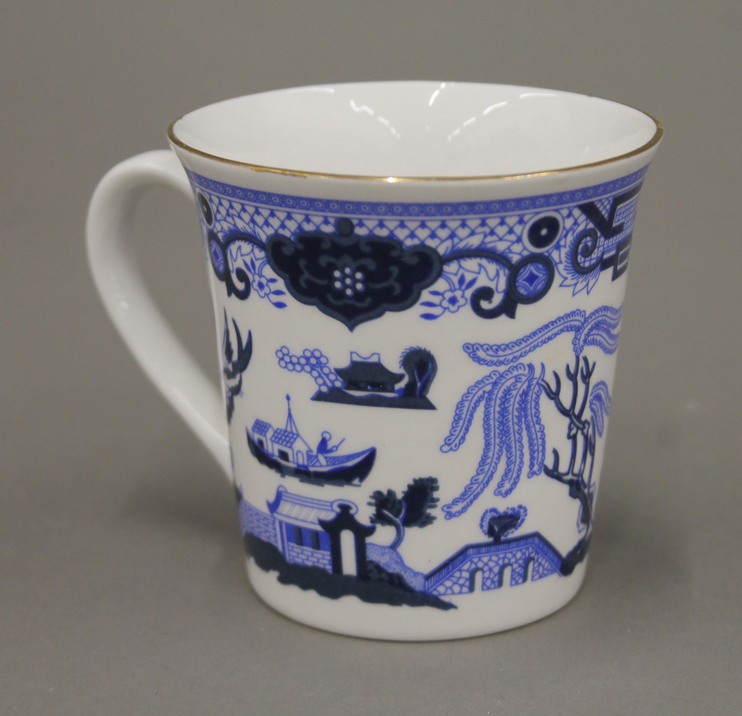 A quantity of Seville Ceramics tea cups. - Image 2 of 7
