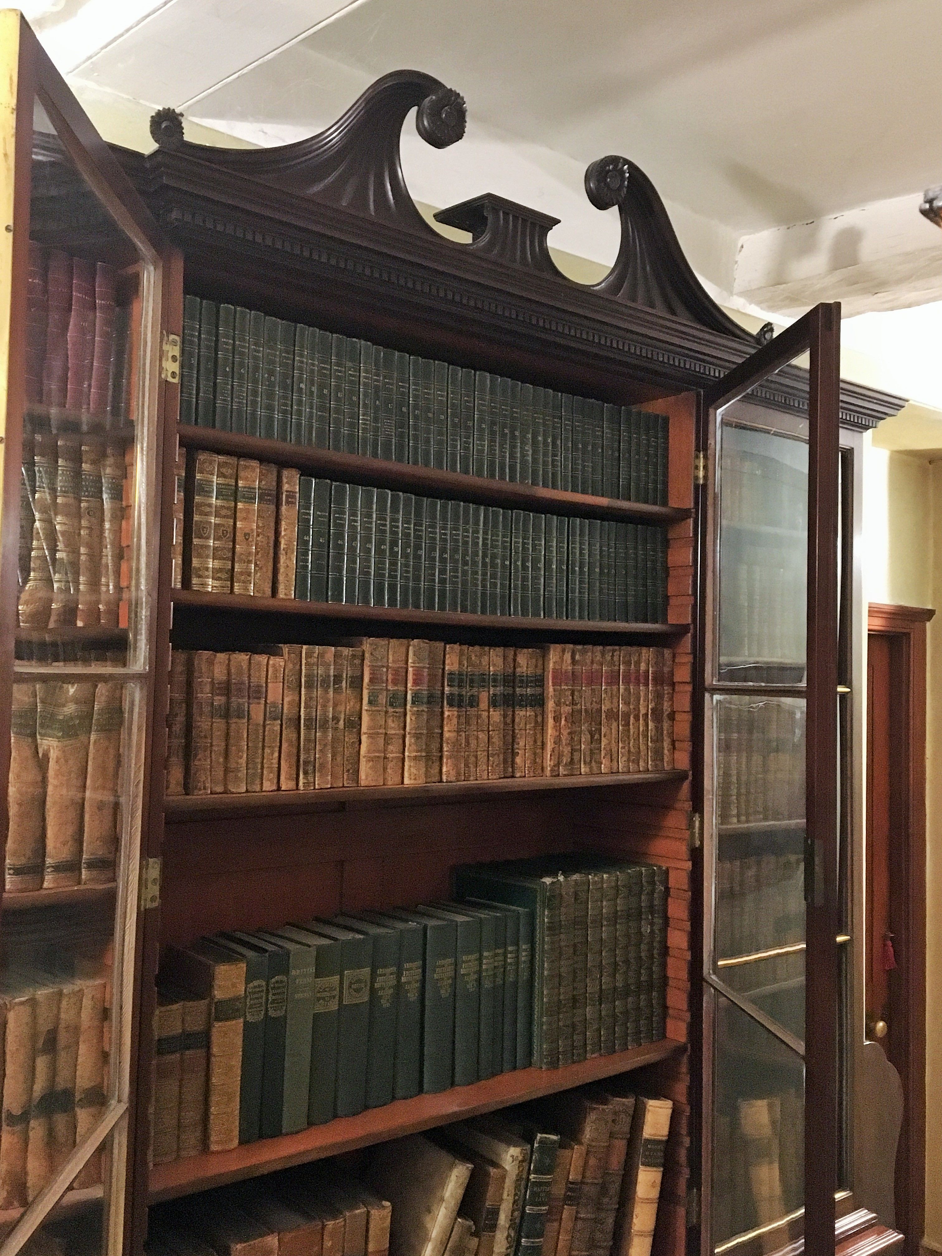 A near pair of early 19th century and later mahogany breakfront bookcases (one probably made to - Image 5 of 18