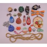 A quantity of miscellaneous jewellery and carvings, including lapis, agate, etc.