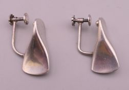 A pair of Georg Jensen silver earrings. 2 cm high.
