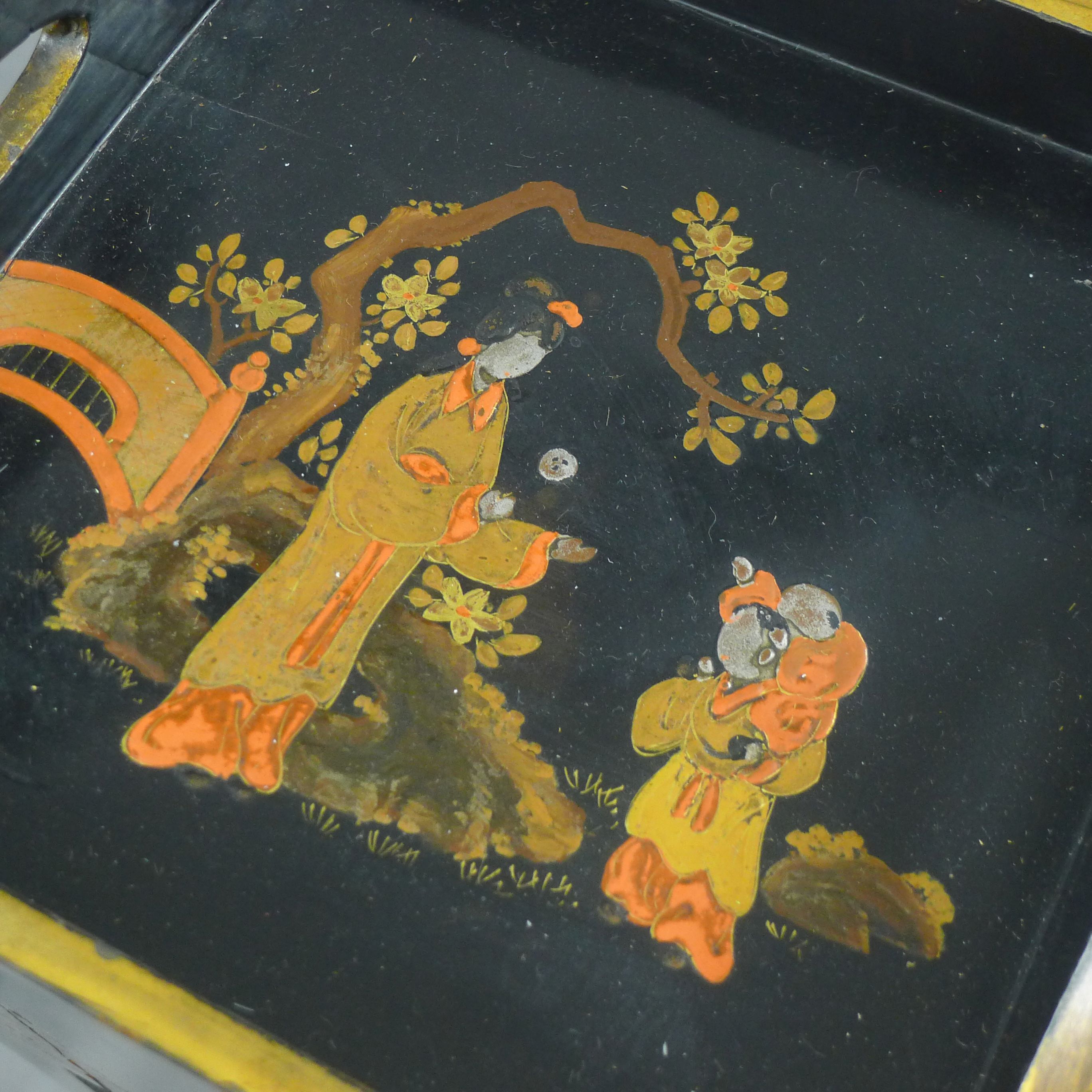 A pair of Oriental lacquered tables. 25 cm wide. - Image 4 of 5