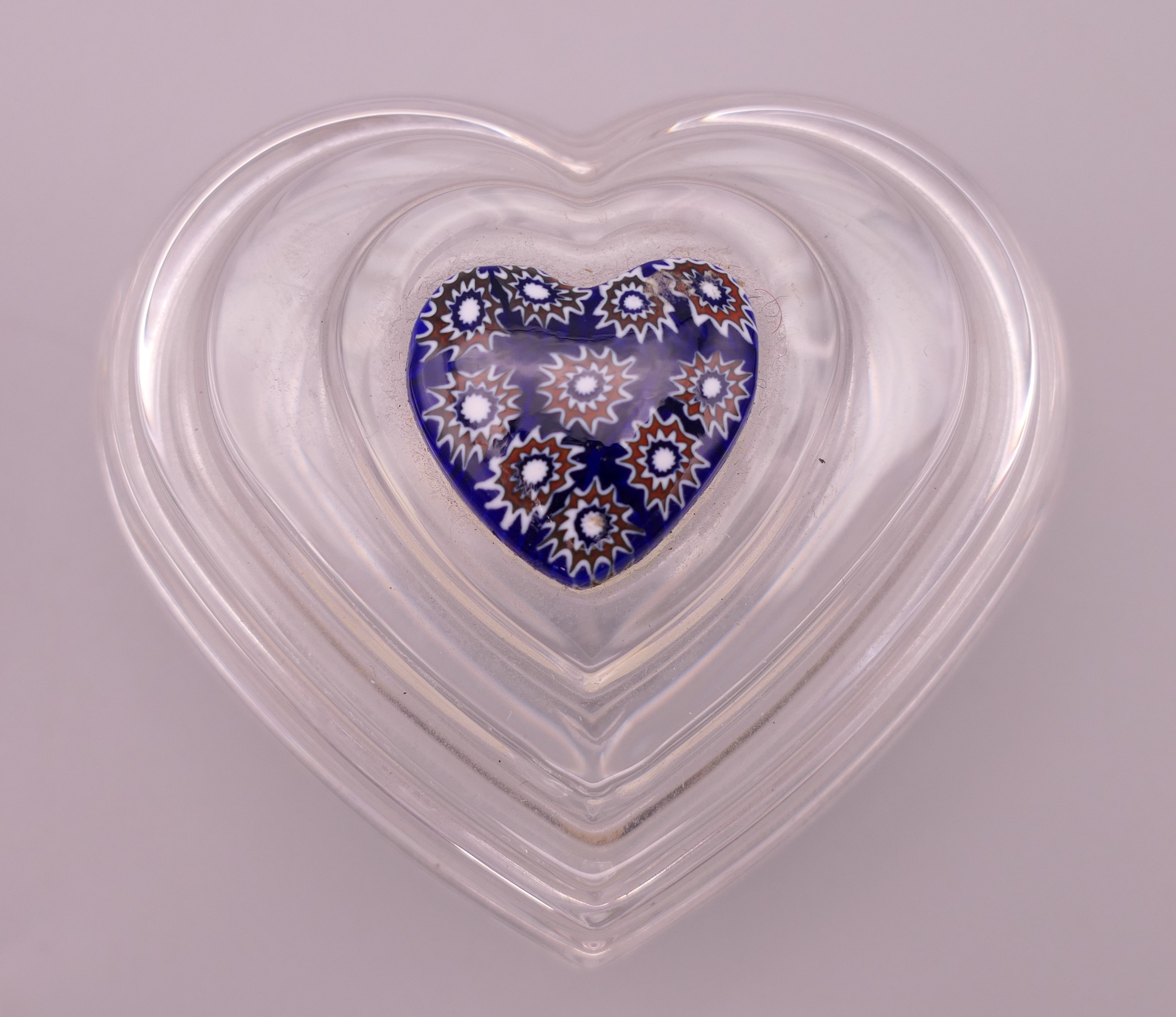 Two Limoges porcelain boxes and a heart shaped Murano glass trinket box. Bee motif box 5. - Image 10 of 13