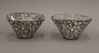 A pair of silver Crane Gorham candle shades. 9 cm high. 85.6 grammes.