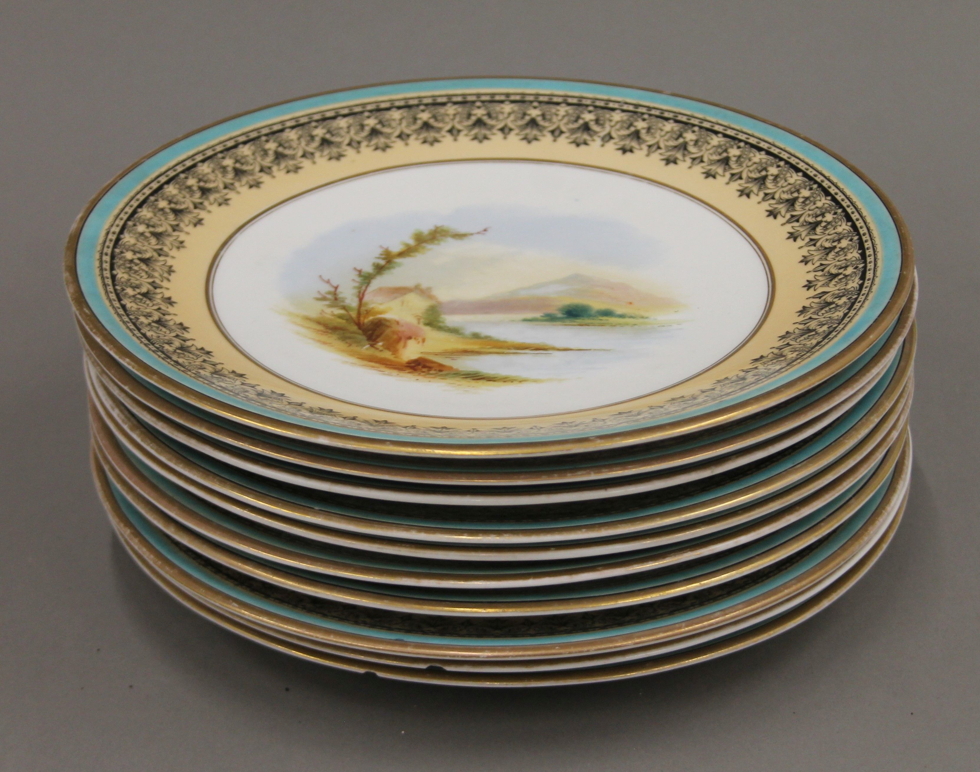 A Victorian painted porcelain dessert set. - Image 4 of 9