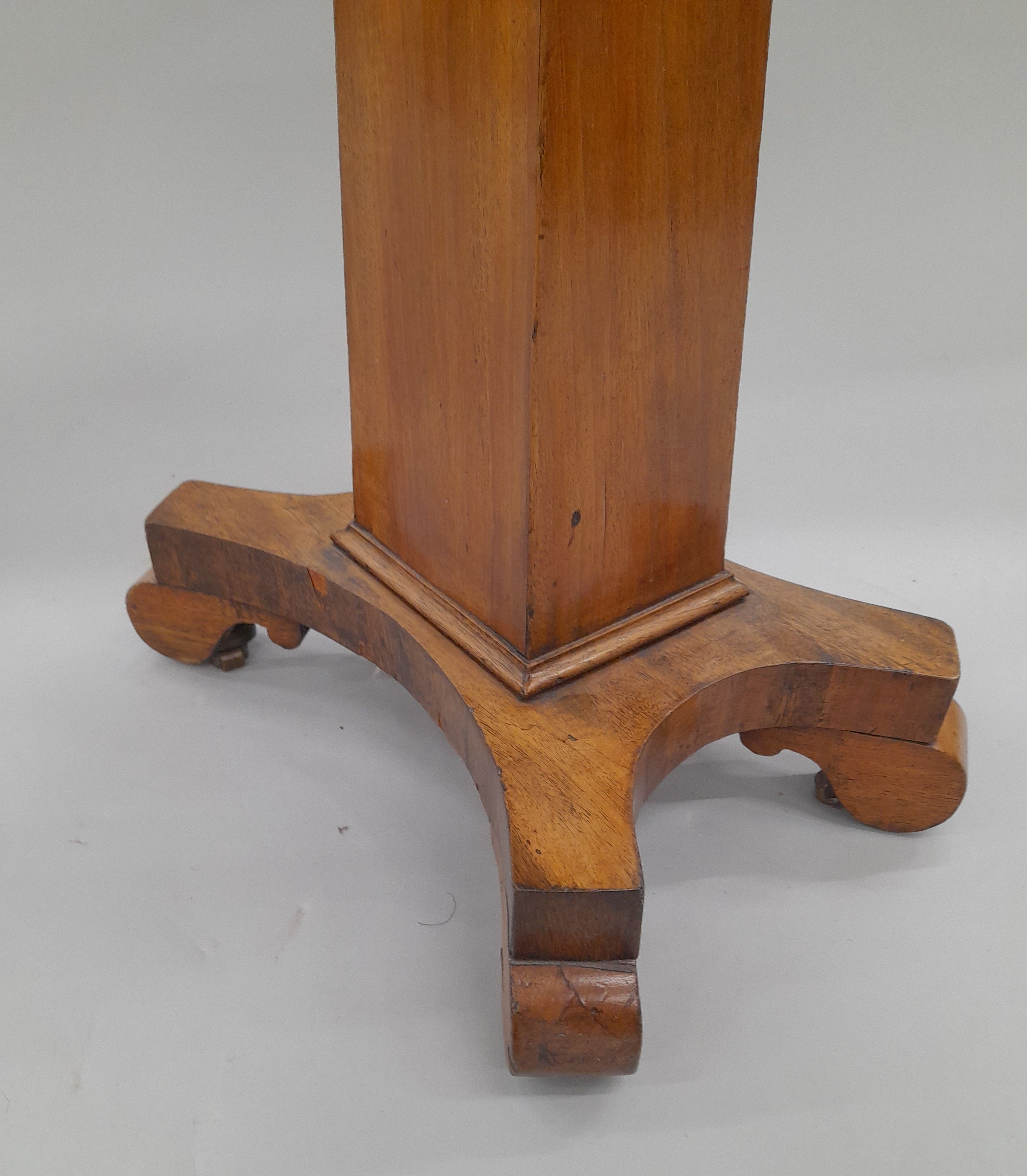 An early 19th century mahogany pedestal Pembroke work table. 33.5 cm wide flaps down. - Image 2 of 5