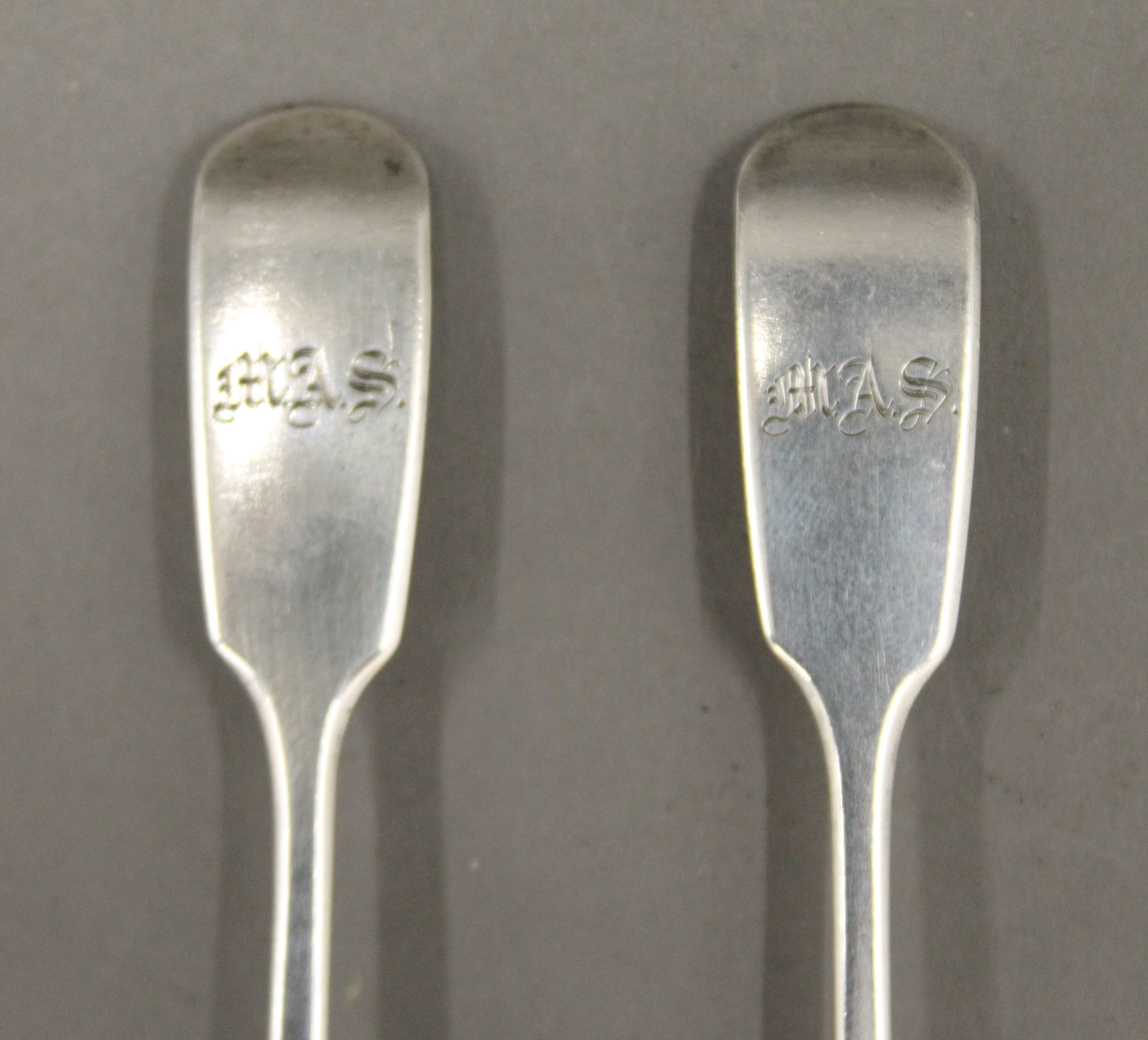 Three Fiddle Pattern teaspoons by London maker William Bateman and two others. 74.6 grammes. - Image 6 of 7