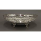 A silver centre bowl. 28.5 cm long. 435.8 grammes.