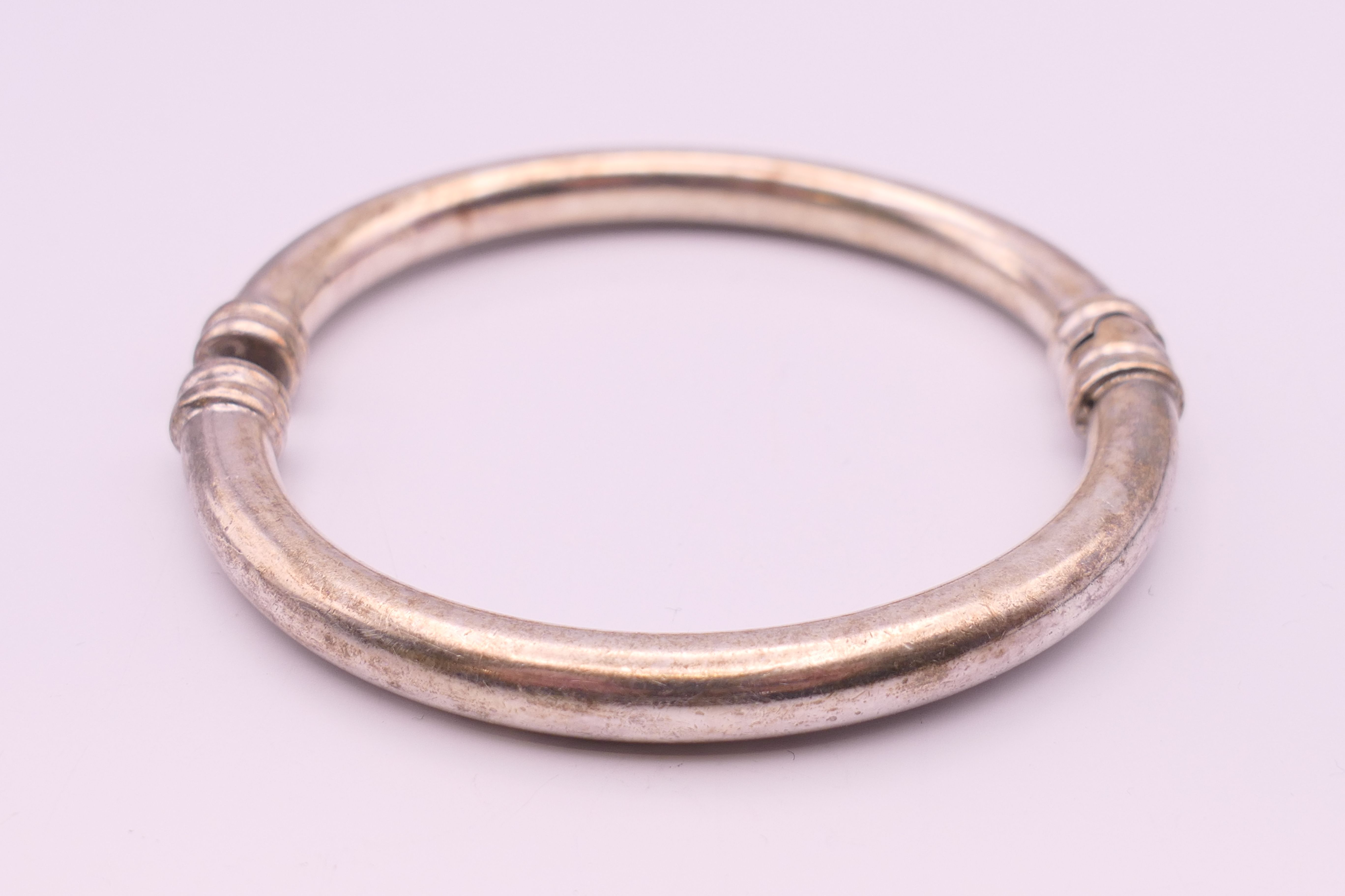 Three silver bracelets. 60.6 grammes. - Image 4 of 6