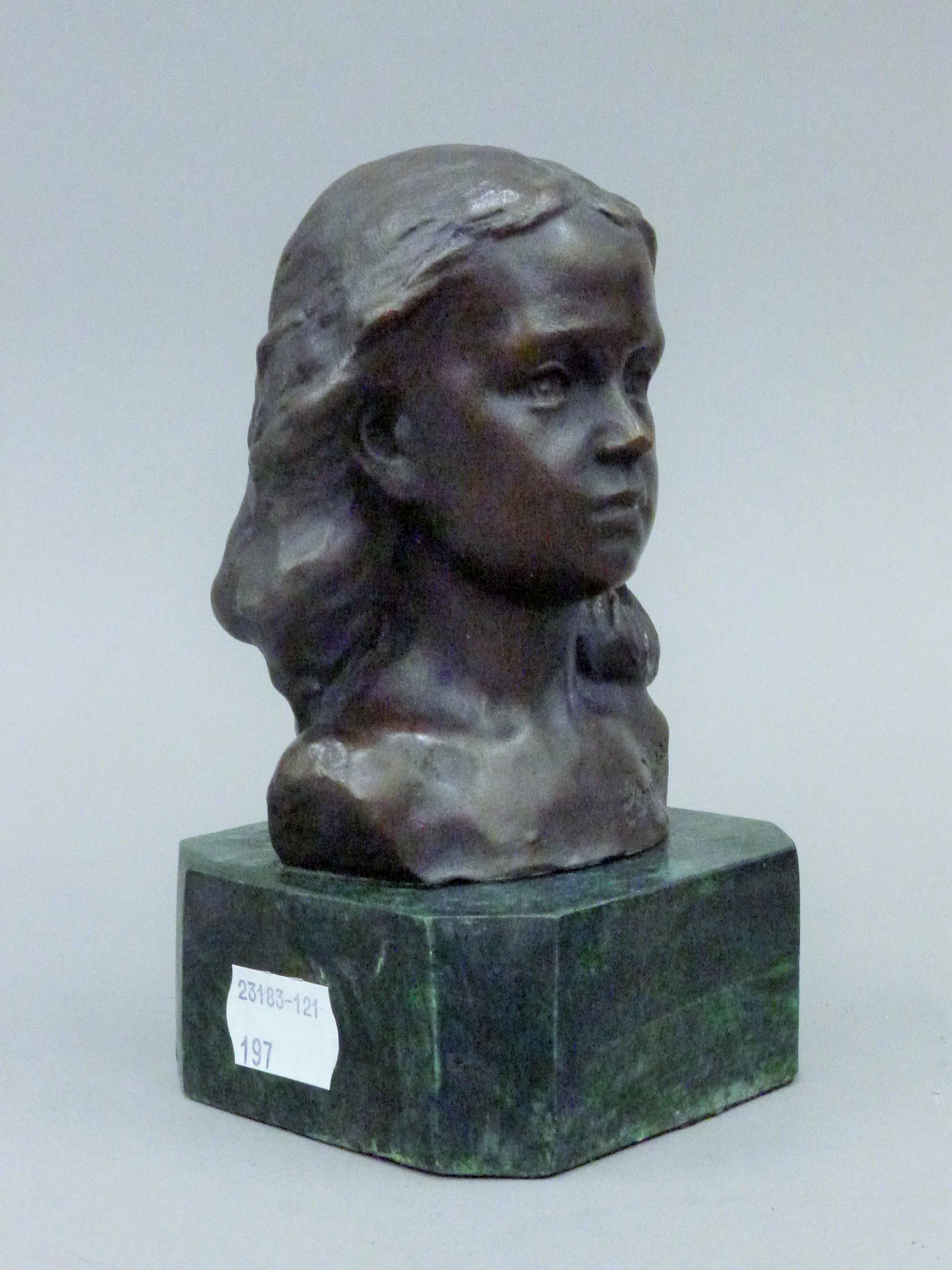 A bronze bust of a young girl on a plinth base. 15 cm high. - Image 3 of 4