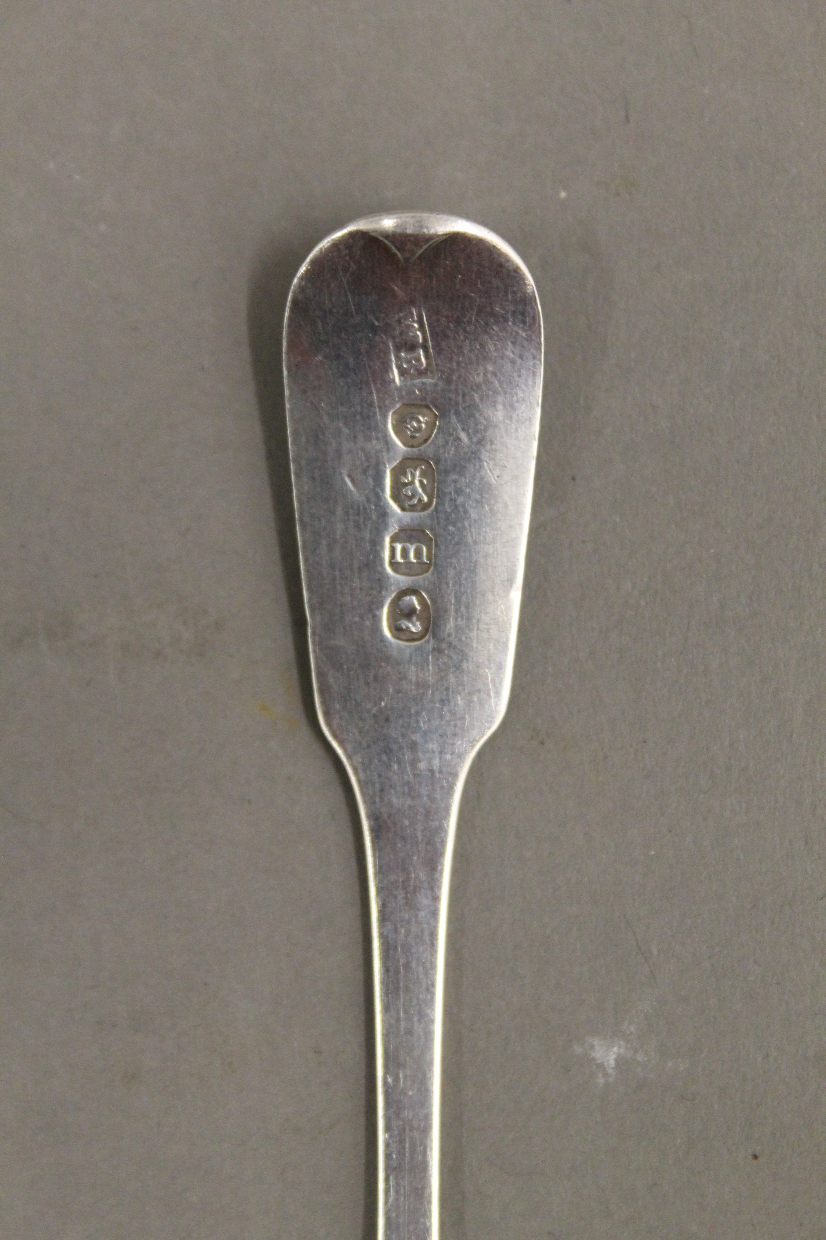 Three Fiddle Pattern teaspoons by London maker William Bateman and two others. 74.6 grammes. - Image 5 of 7