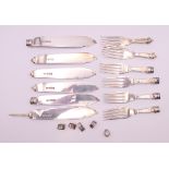 A quantity of scrap silver cutlery.