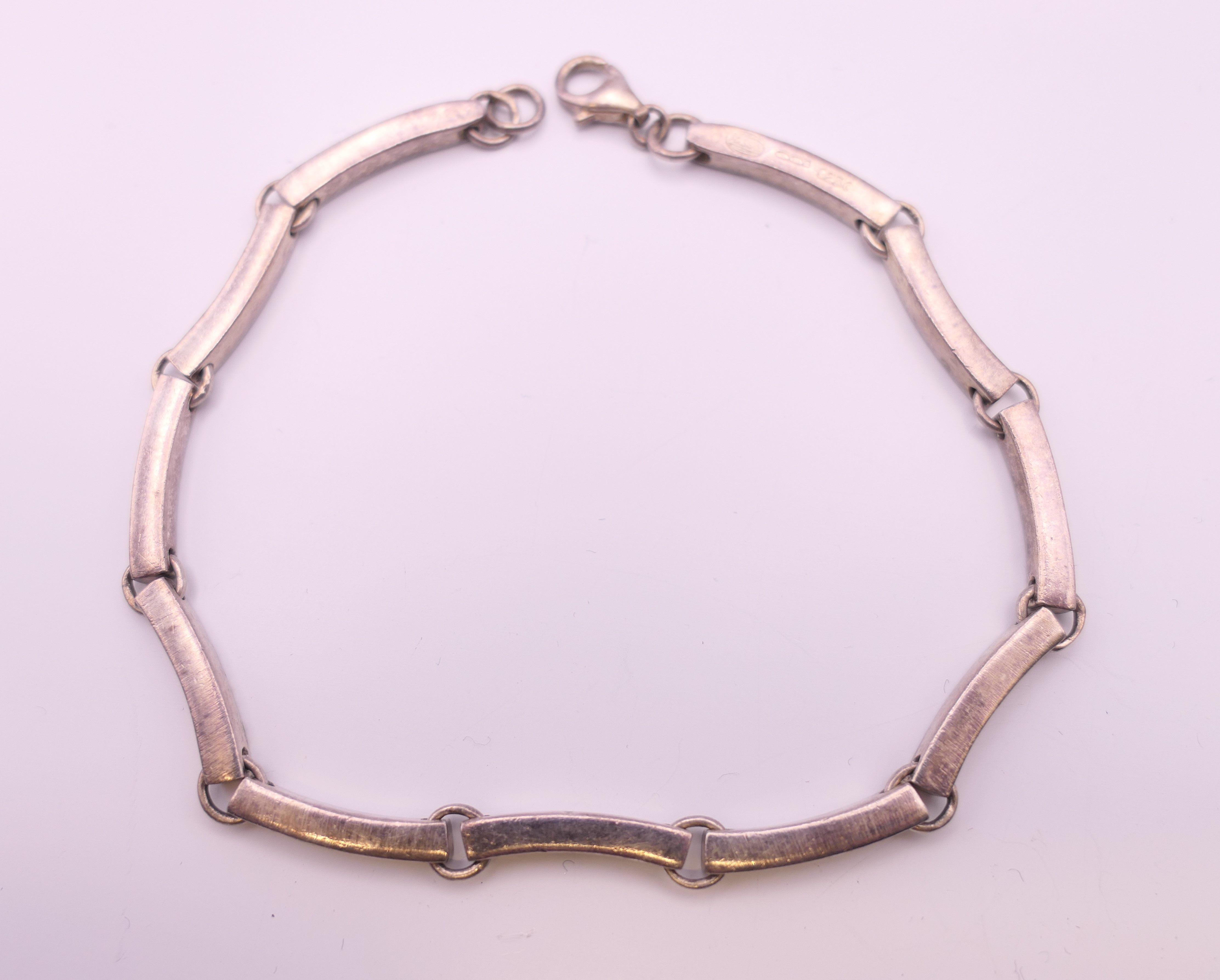 Three silver bracelets. 60.6 grammes. - Image 5 of 6