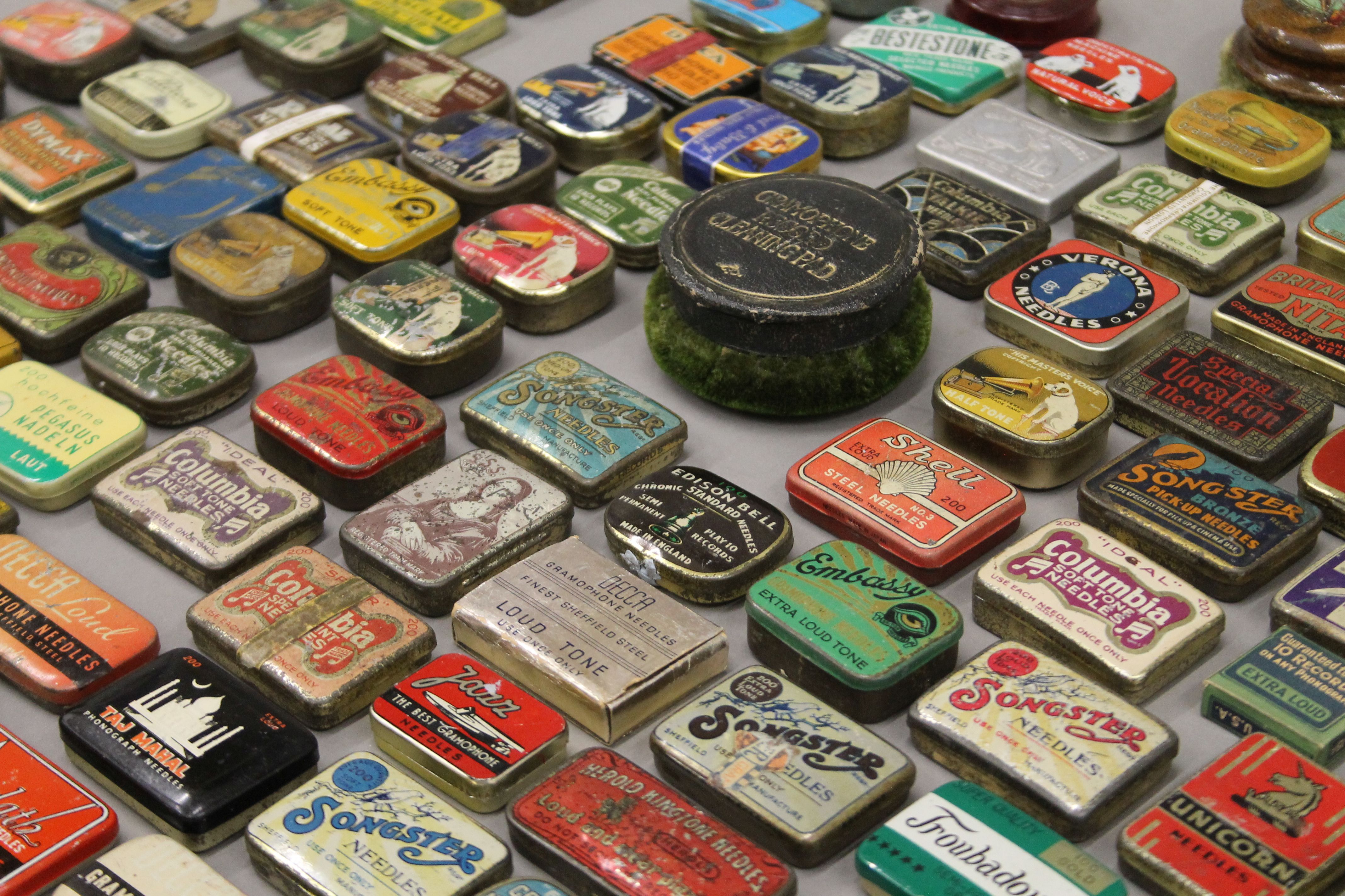 A large collection of approximately 160 antique gramophone needle tins, plus other related items. - Image 4 of 6