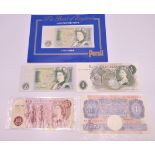 A small quantity of various bank notes.