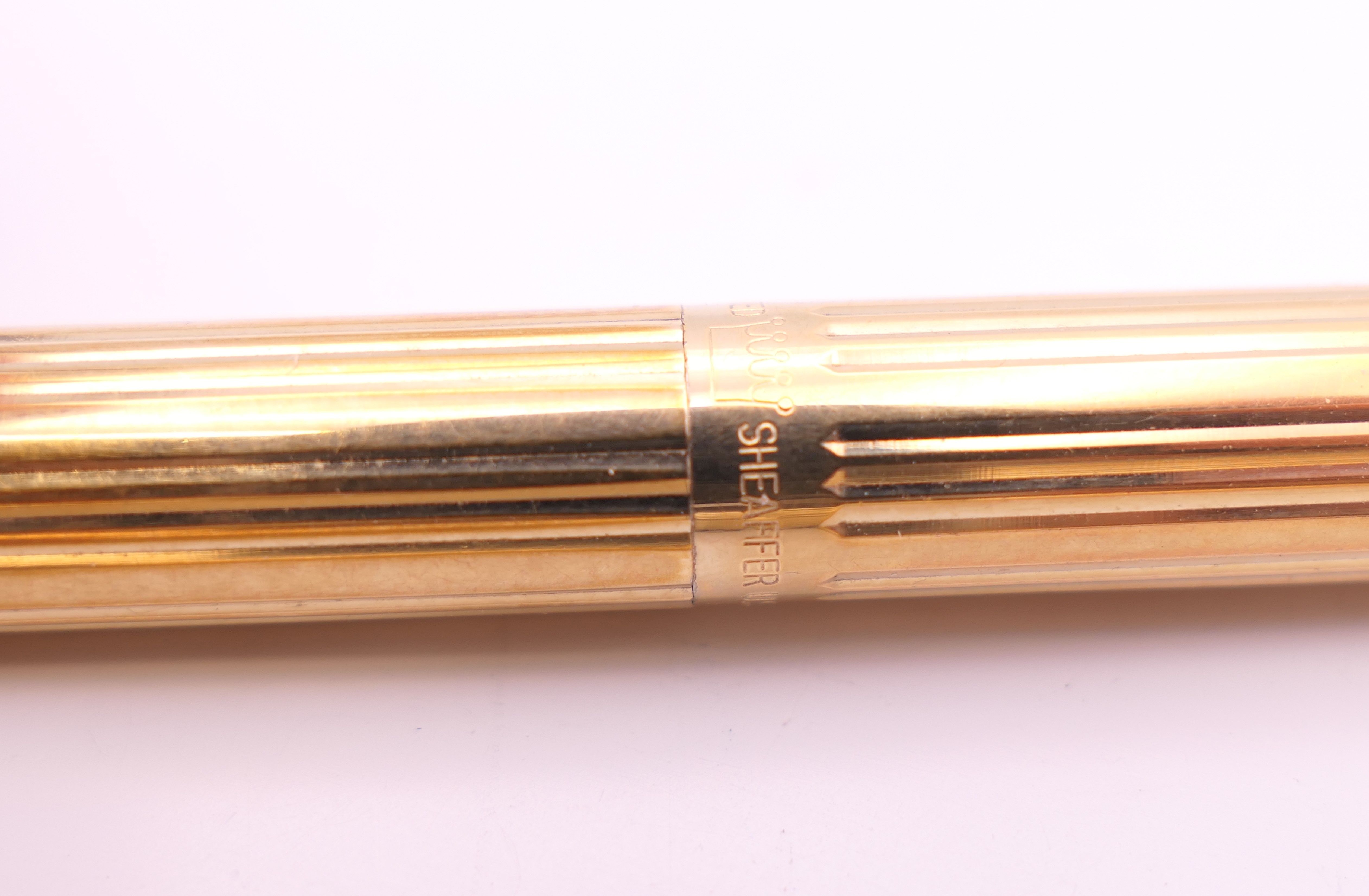 A Sheaffer fountain pen with 14 K gold nib and a Shaeffer ballpoint pen. - Image 6 of 9