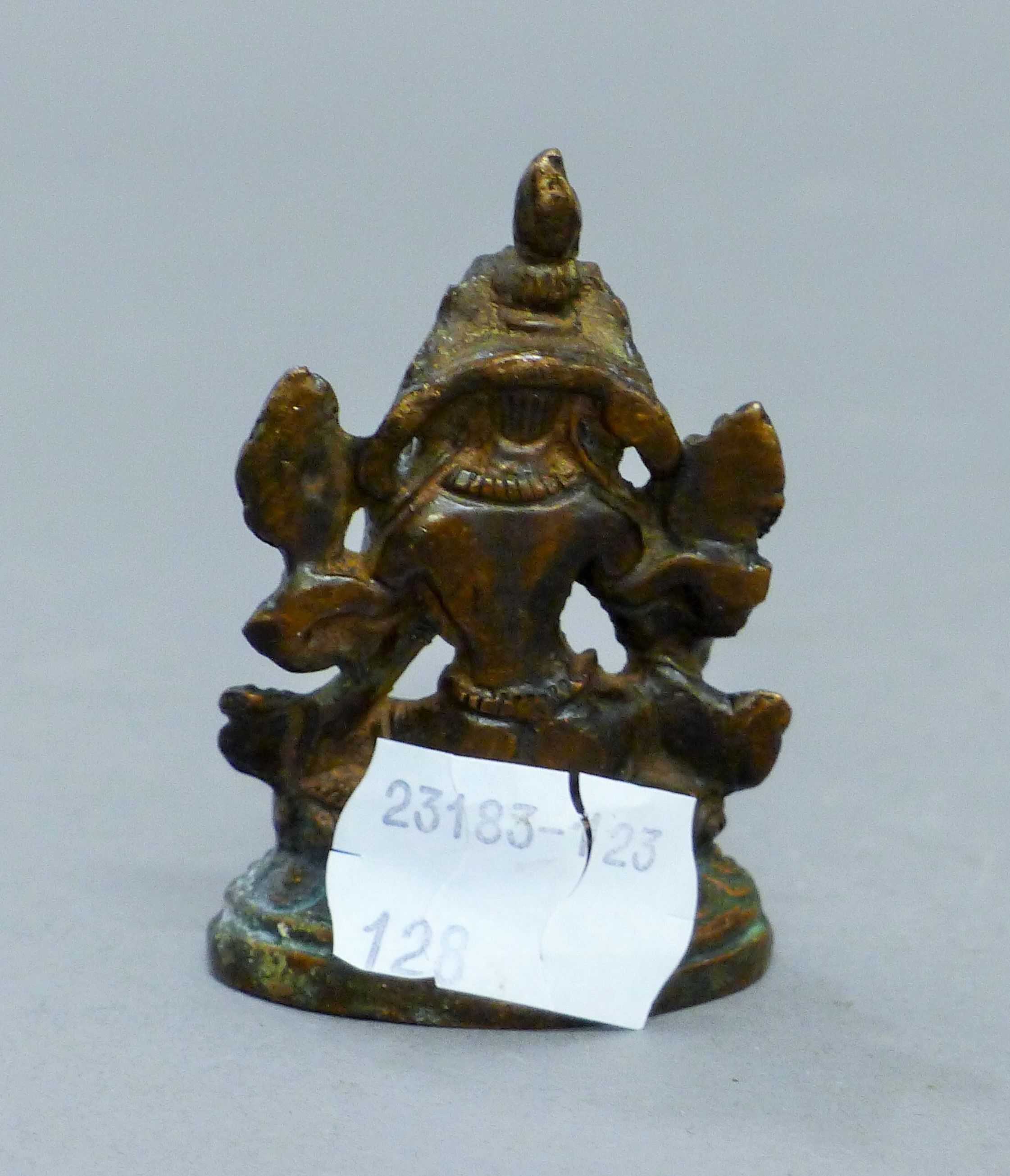 Two miniature bronze models of Buddha. The largest 9 cm high. - Image 5 of 5
