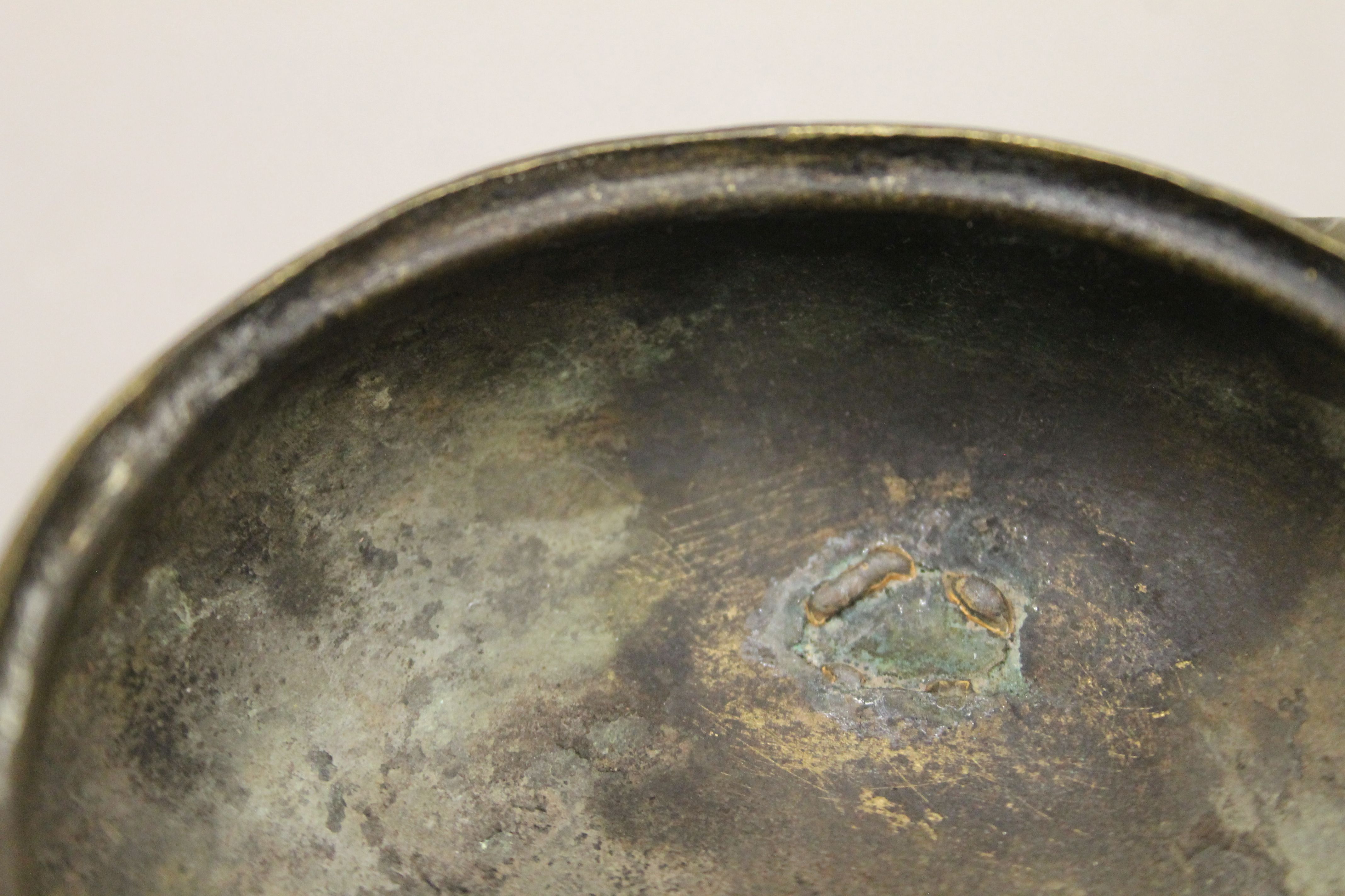 A Chinese bronze teapot with four character seal mark to base and a bronze incense burner. - Image 6 of 10