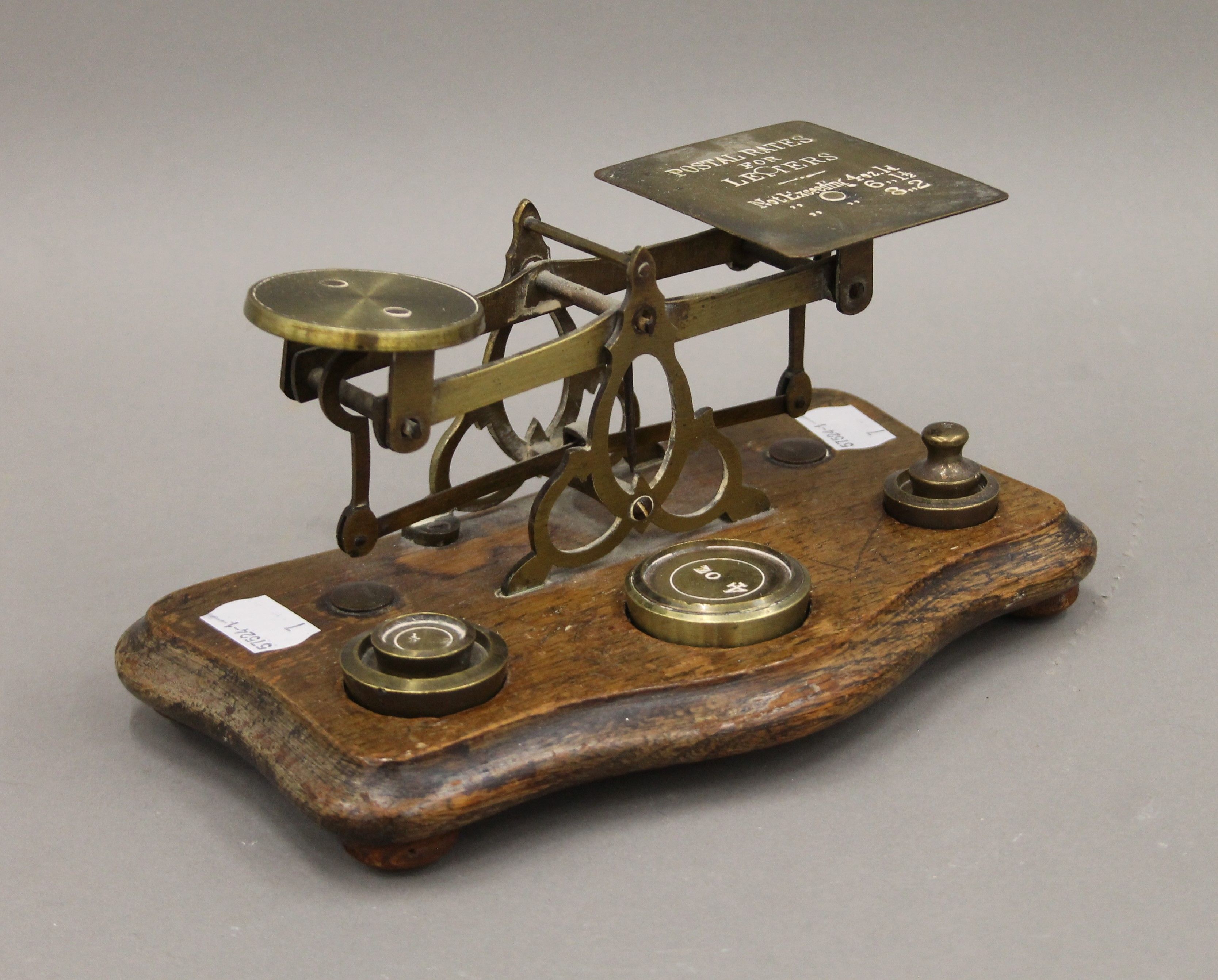 A set of Victorian letter scales. 21 cm wide. - Image 3 of 4