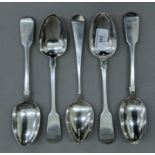 Five silver serving spoons. 342 grammes.