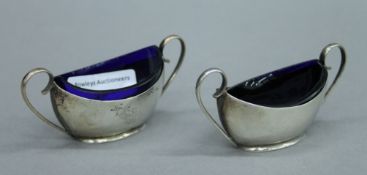 A pair of silver salts. 8.5 cm wide. 53.6 grammes.