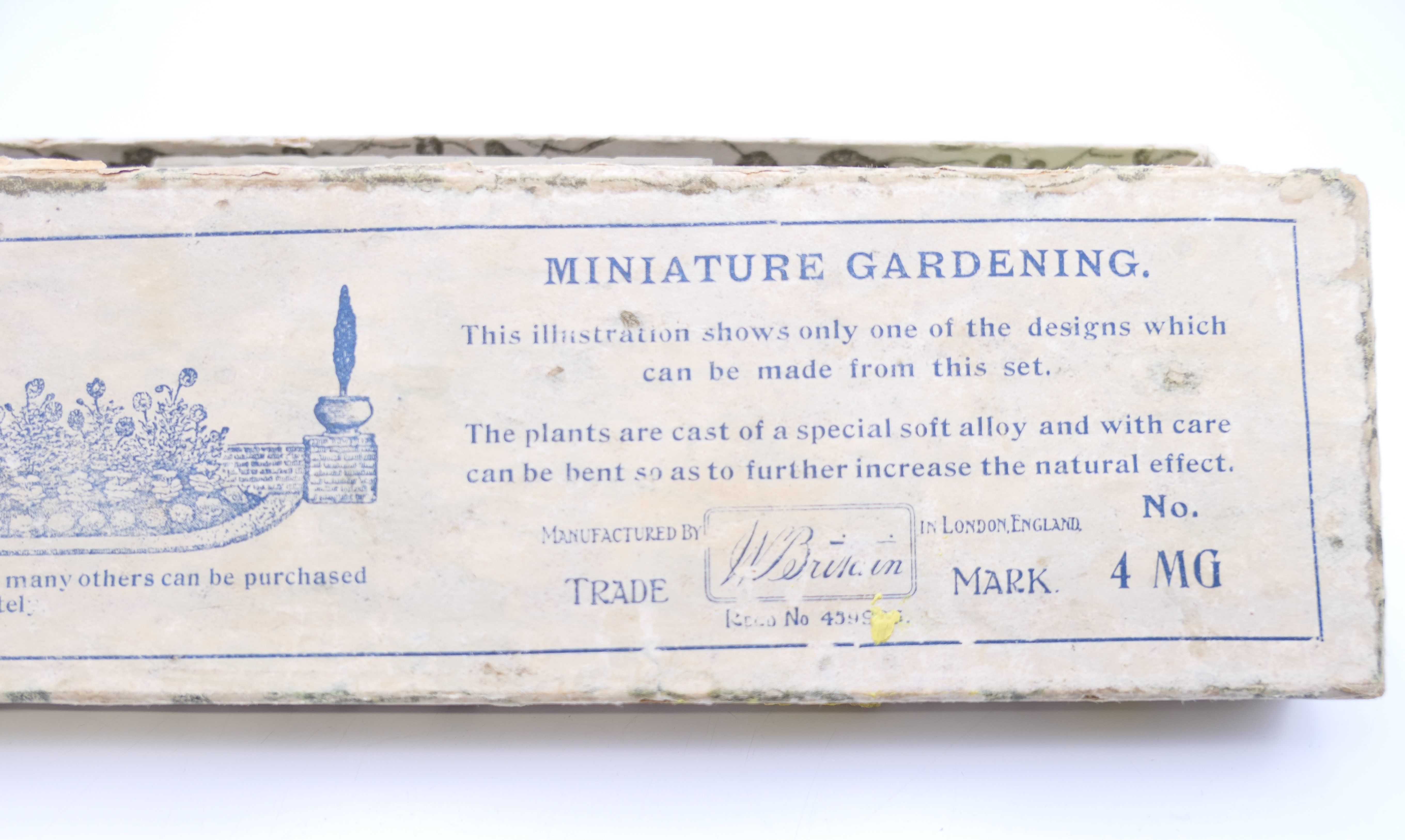 A Britain's boxed miniature garden set. Box 23 x 6.25 cm. - Image 15 of 16