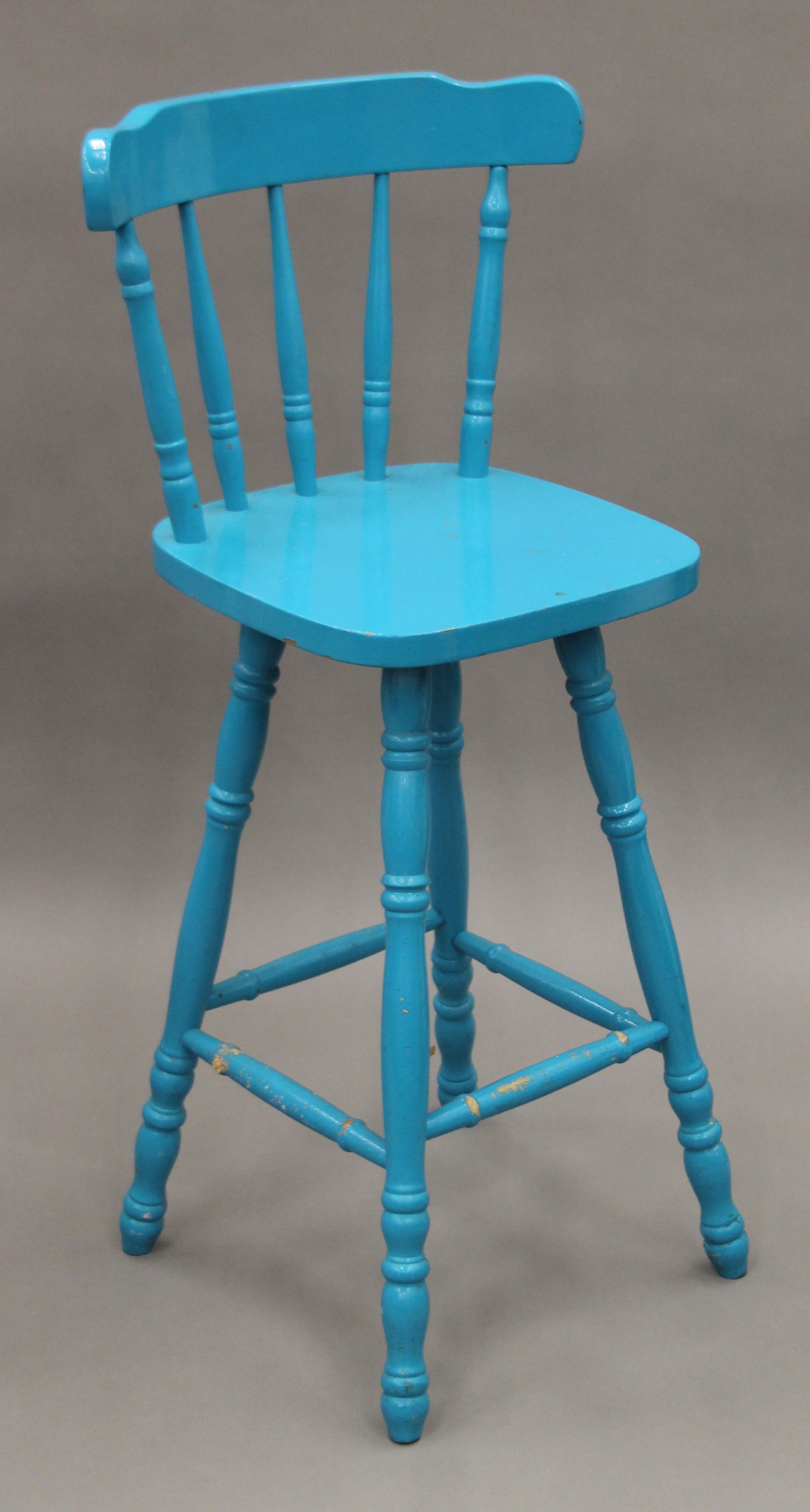 A pink painted two drawer dressing table and a blue painted high stool. The former 69 cm wide. - Image 3 of 7