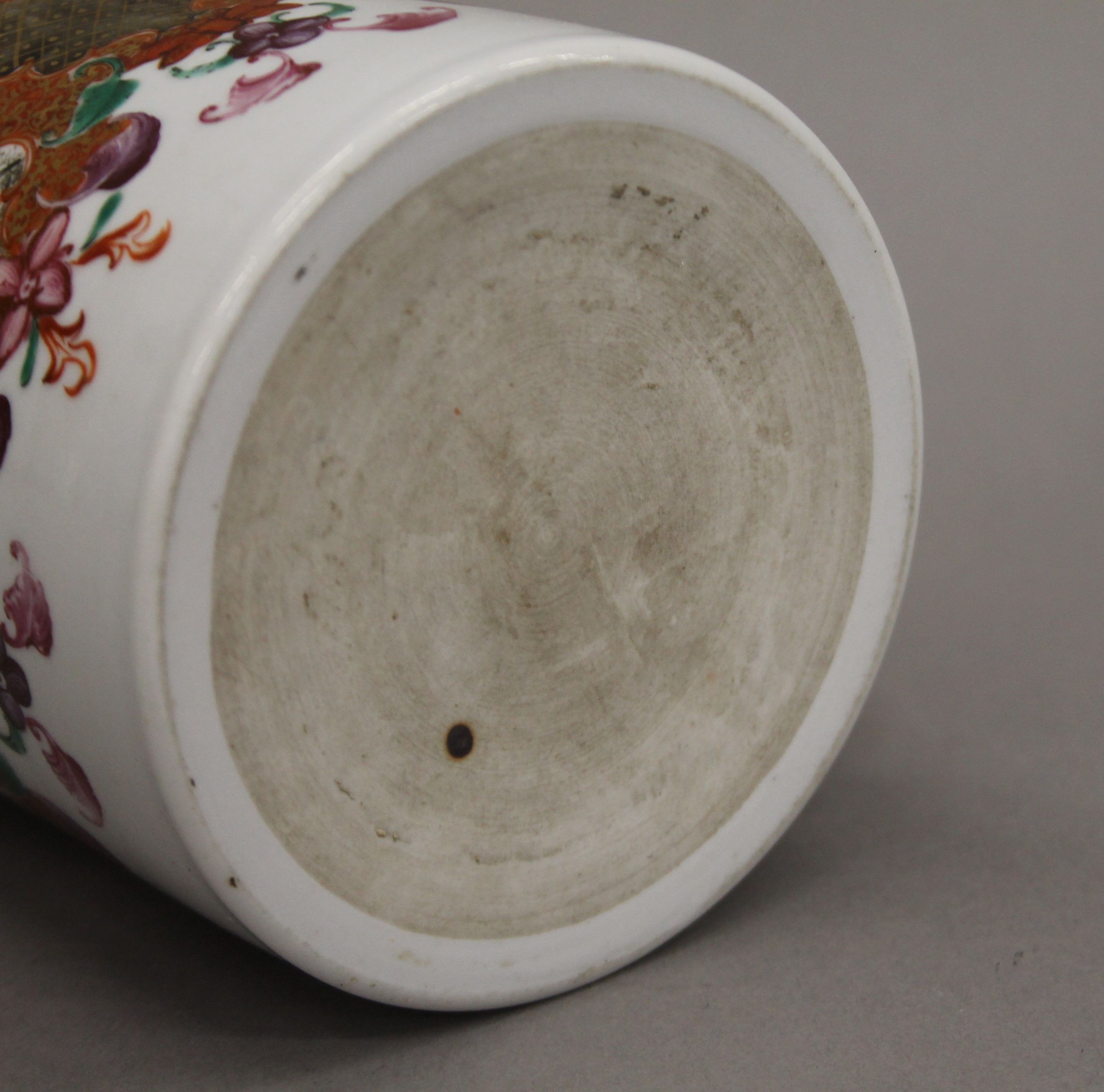 An 18th century Chinese Export tankard. 13 cm high. - Image 5 of 5