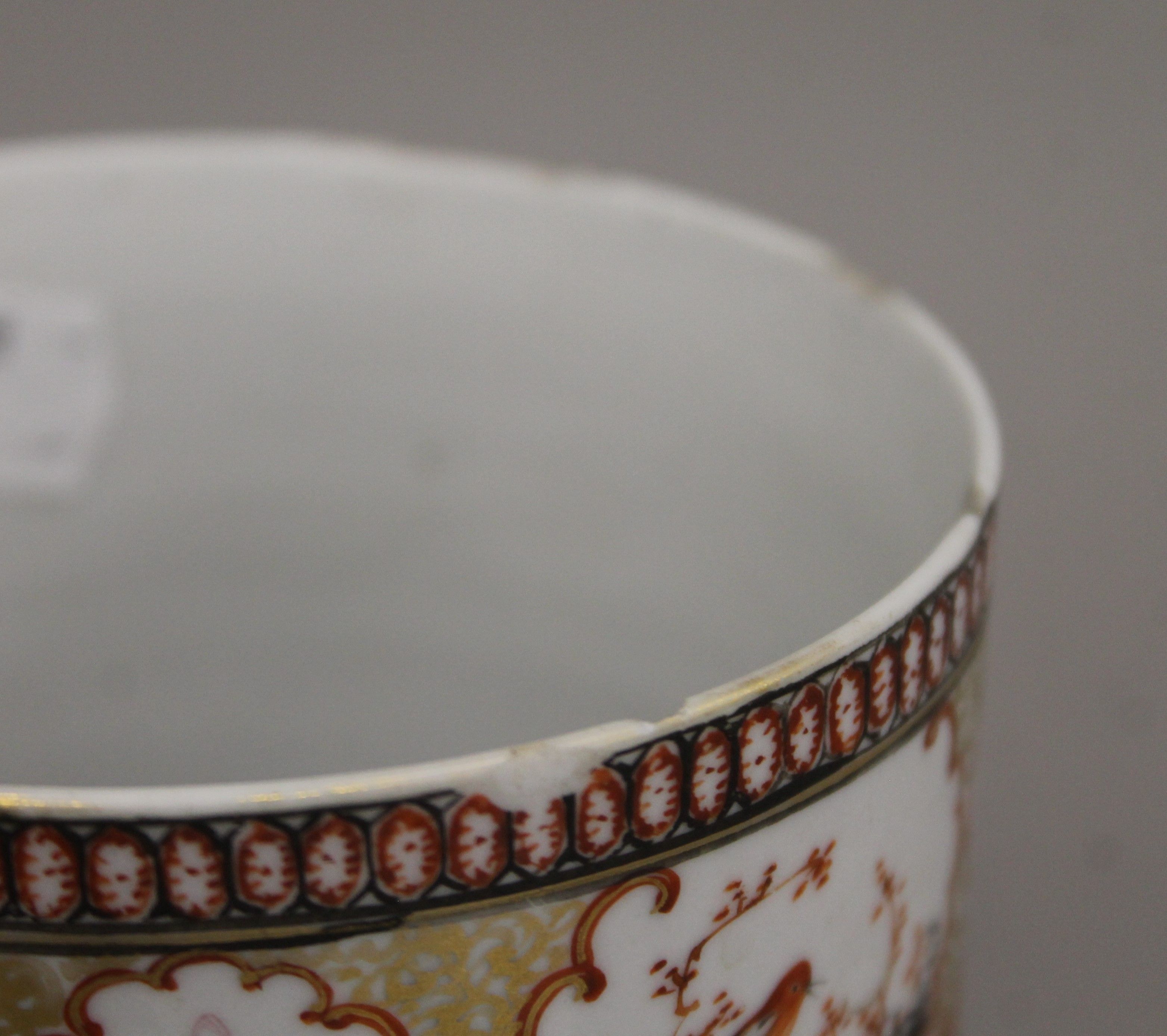 An 18th century Chinese Export tankard. 13 cm high. - Image 4 of 5
