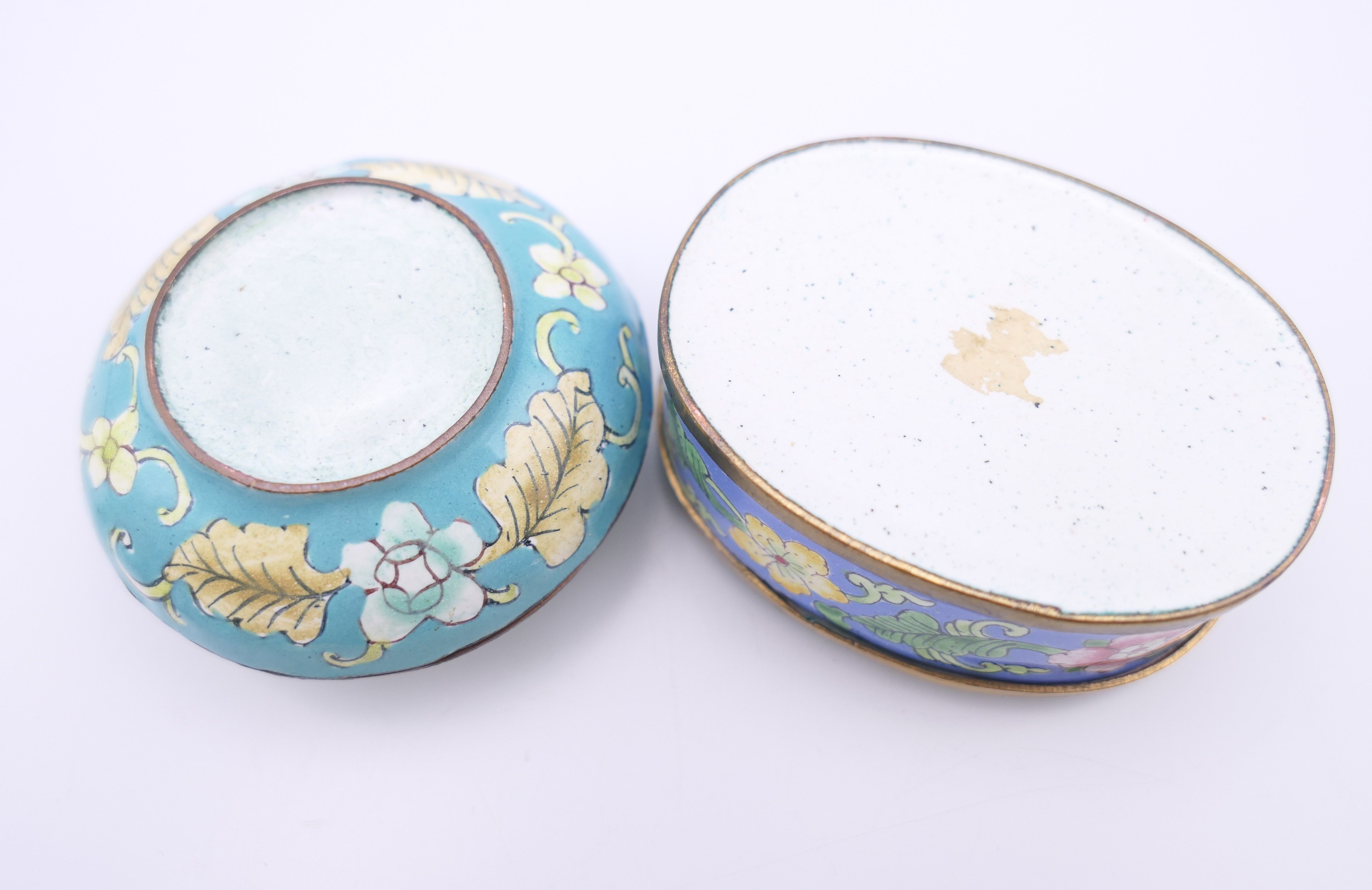 A quantity of enamel and other patch boxes, one marked Lille 1767 to base. Lille box 7 cm long. - Image 8 of 14