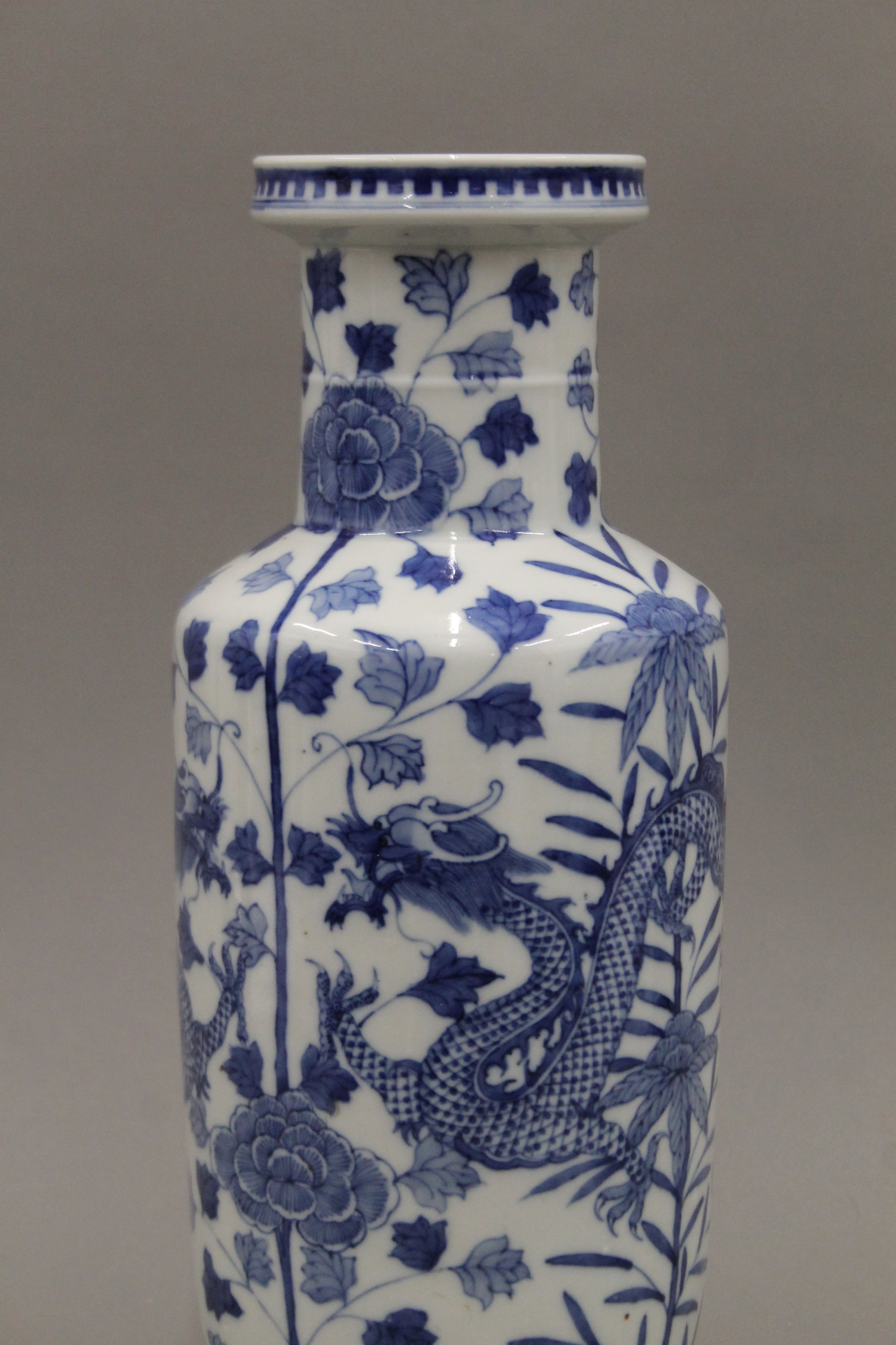 A Chinese blue and white porcelain Rouleau vase. 37 cm high. - Image 3 of 12