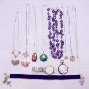 A small quantity of various jewellery, including necklaces, a brooch,
