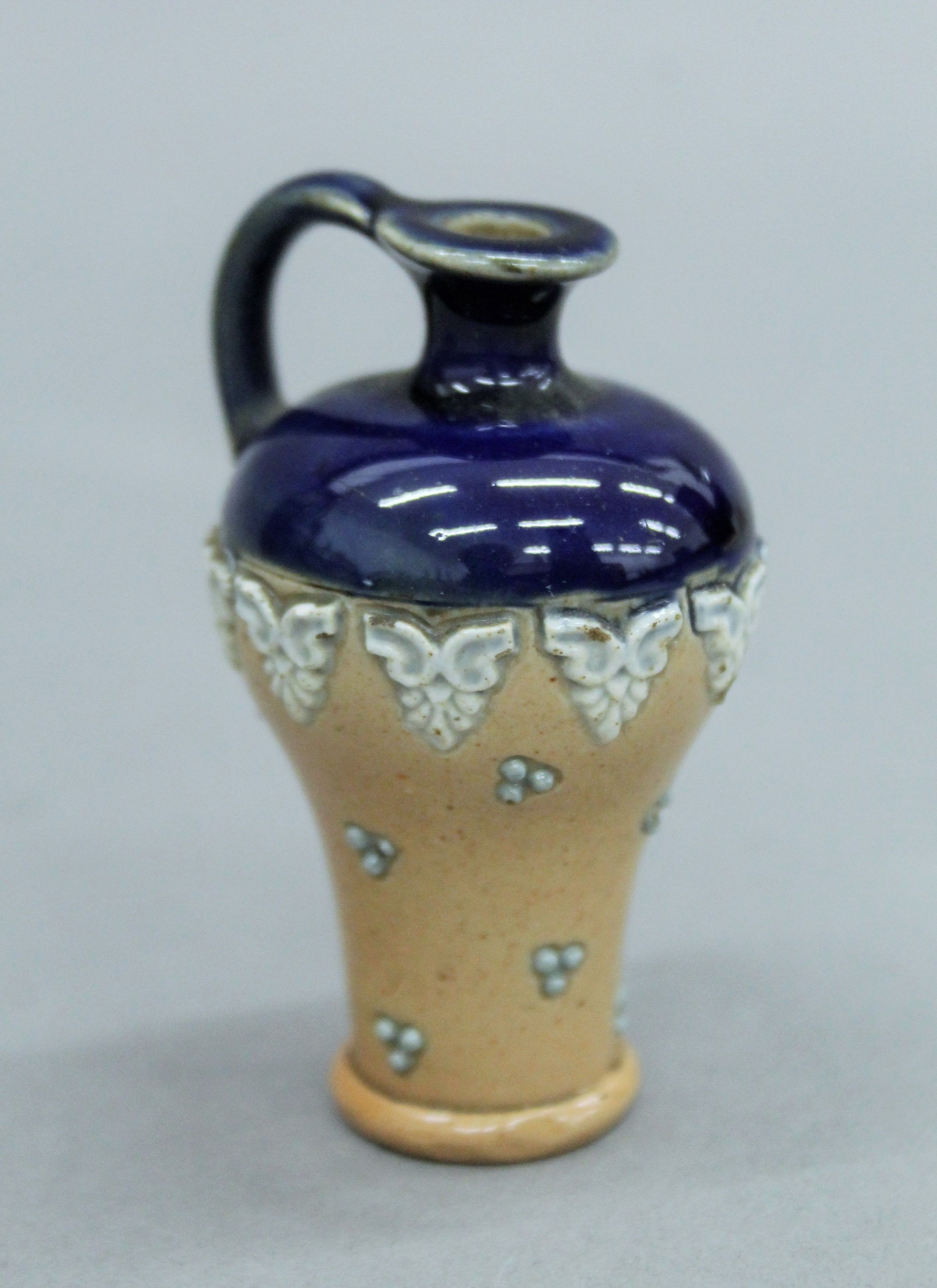 Six miniature Doulton vases. The largest 7.5 cm high. - Image 4 of 7