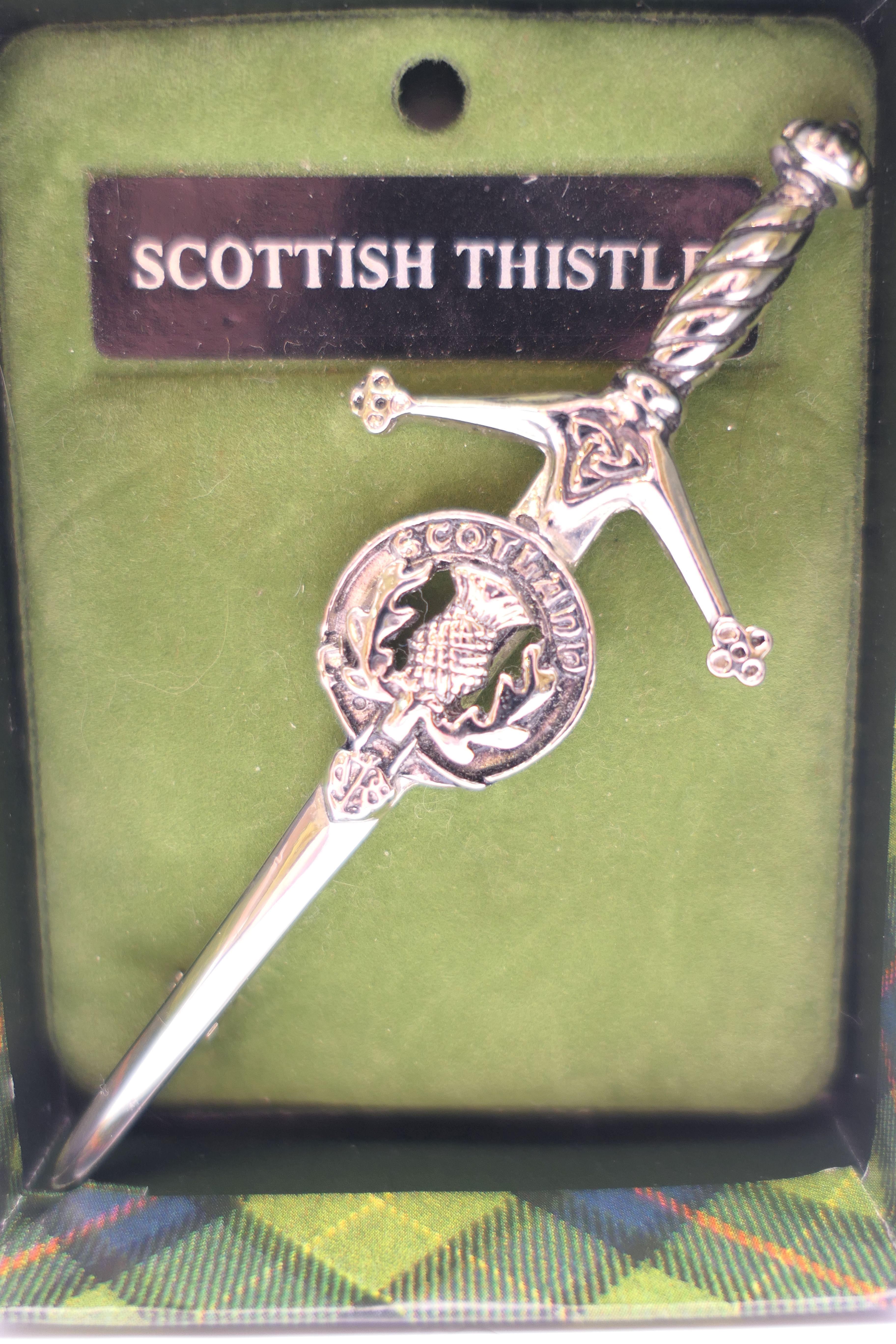 A Scottish Thistle brooch and matching cufflinks. Brooch 9 cm long. - Image 2 of 5