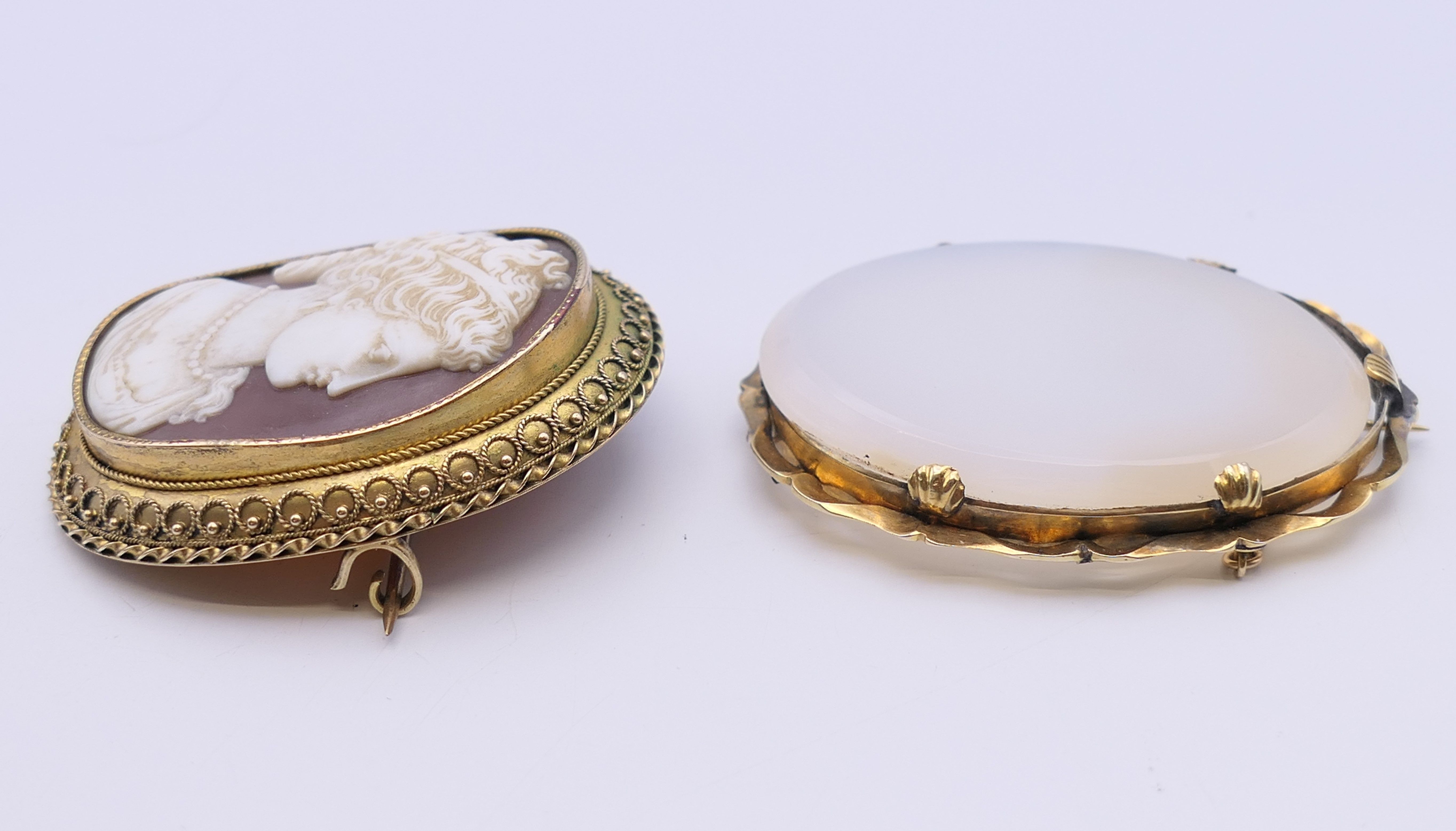 A 19th century cameo brooch carved with the bust of a lady and another brooch. Cameo 4. - Image 9 of 9